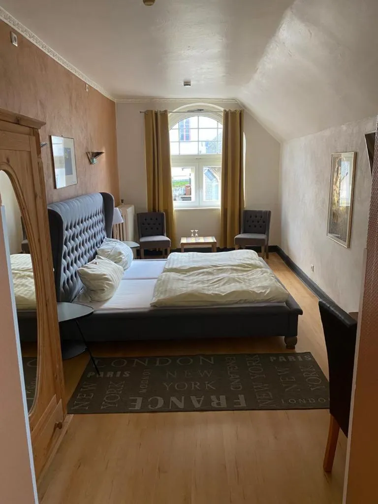 Bed in Hotel Reuter