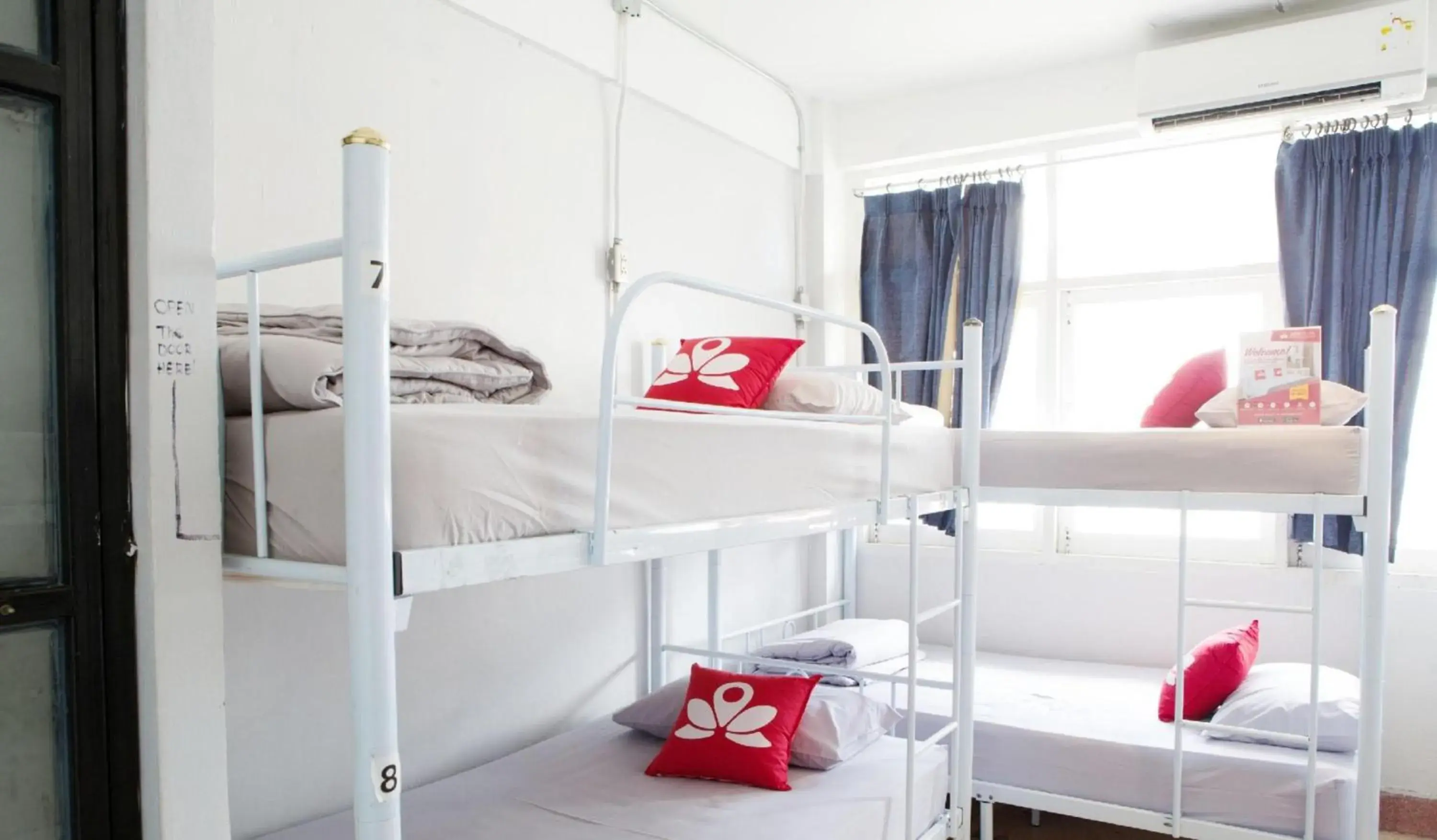 Bedroom, Bed in Bangkok Hub Hostel Bedroom, Bed in Bangkok Hub Hostel