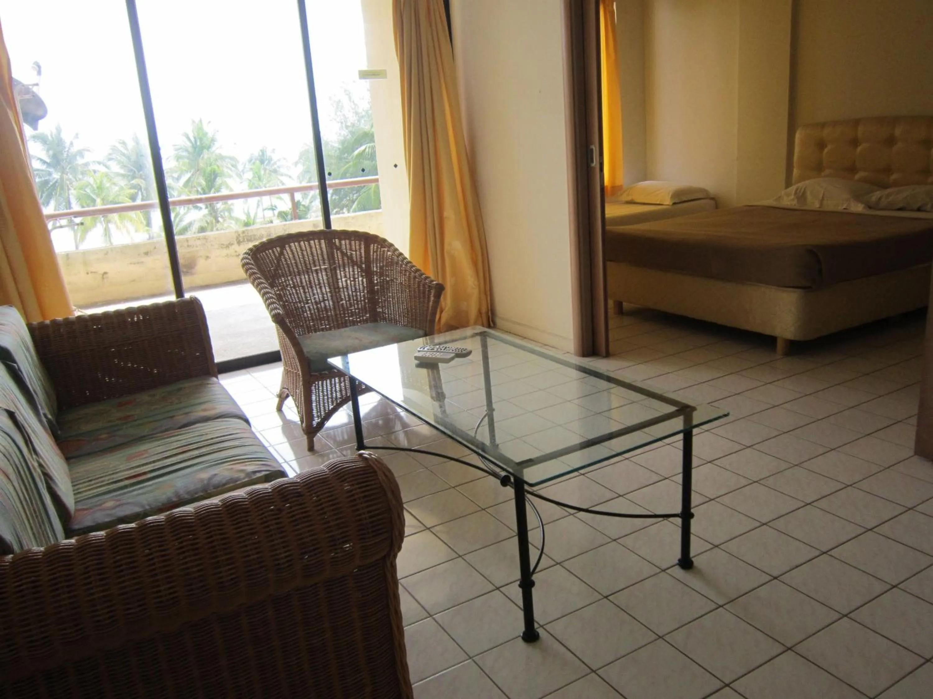 Bed in Paradise Lagoon Apartment