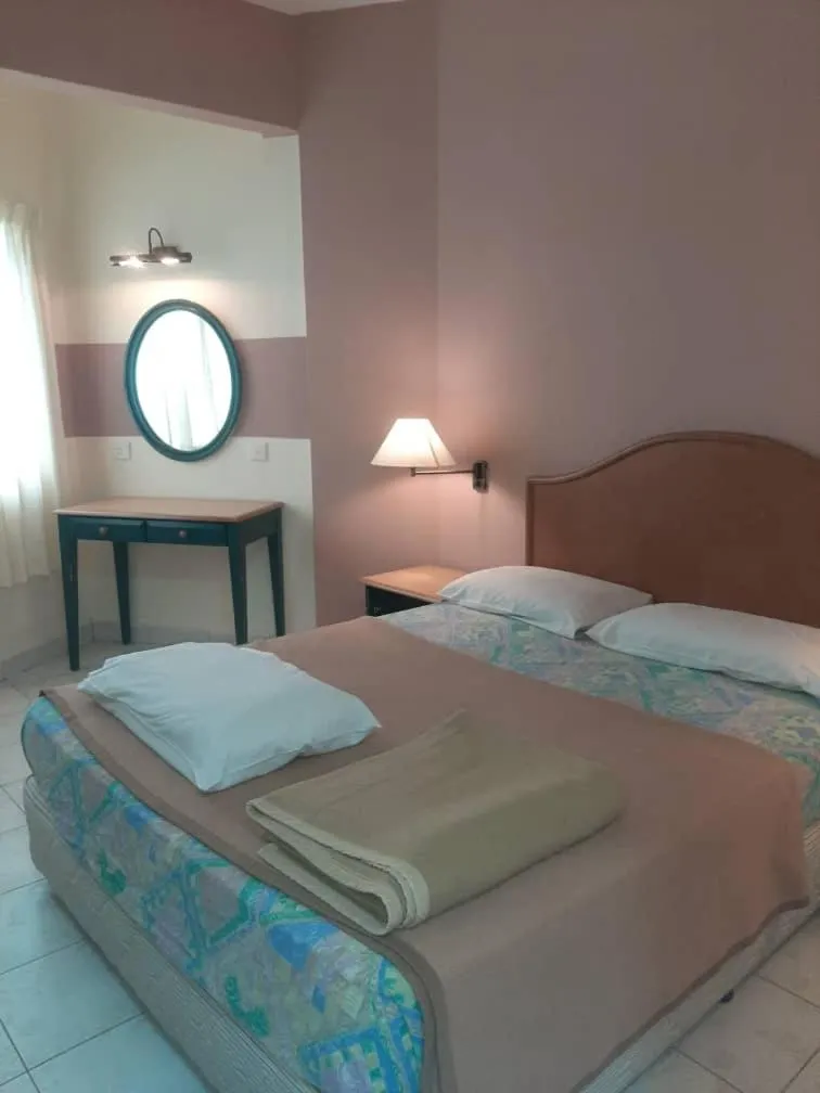 Bedroom, Bed in Seri Bulan Condo