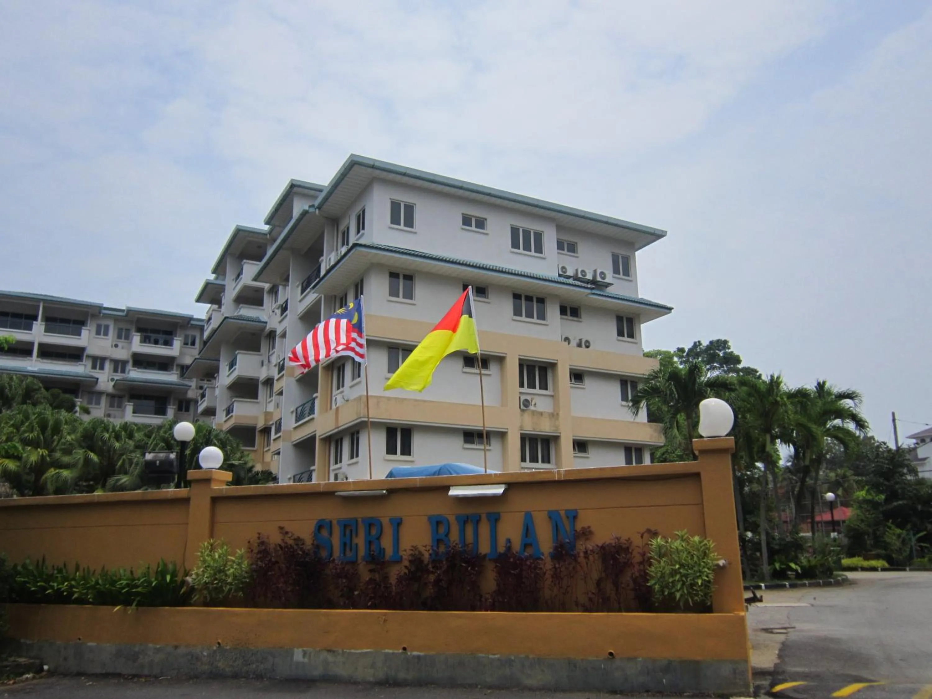 Facade/entrance in Seri Bulan Condo