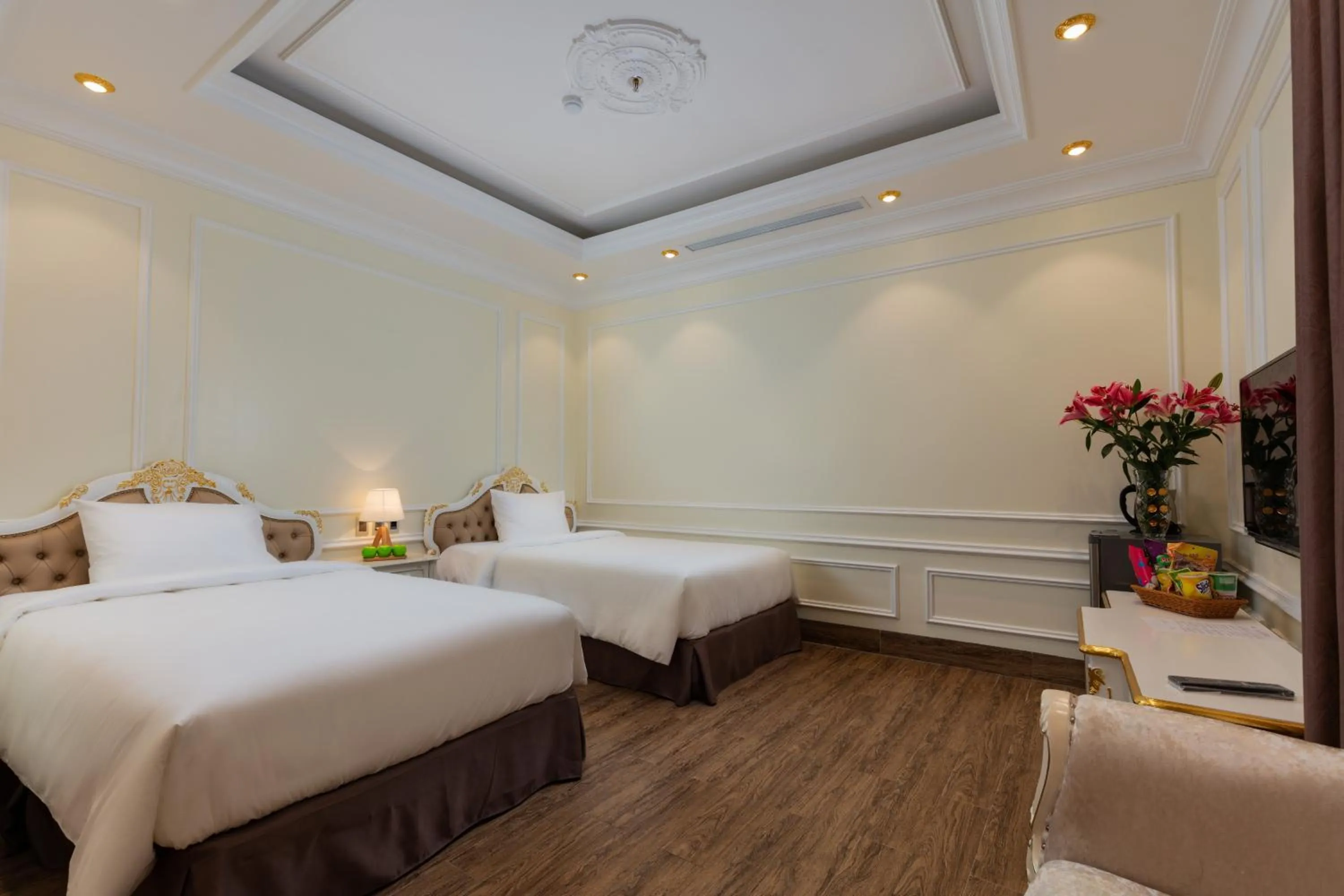 Bed in Cẩm Bình Hotel