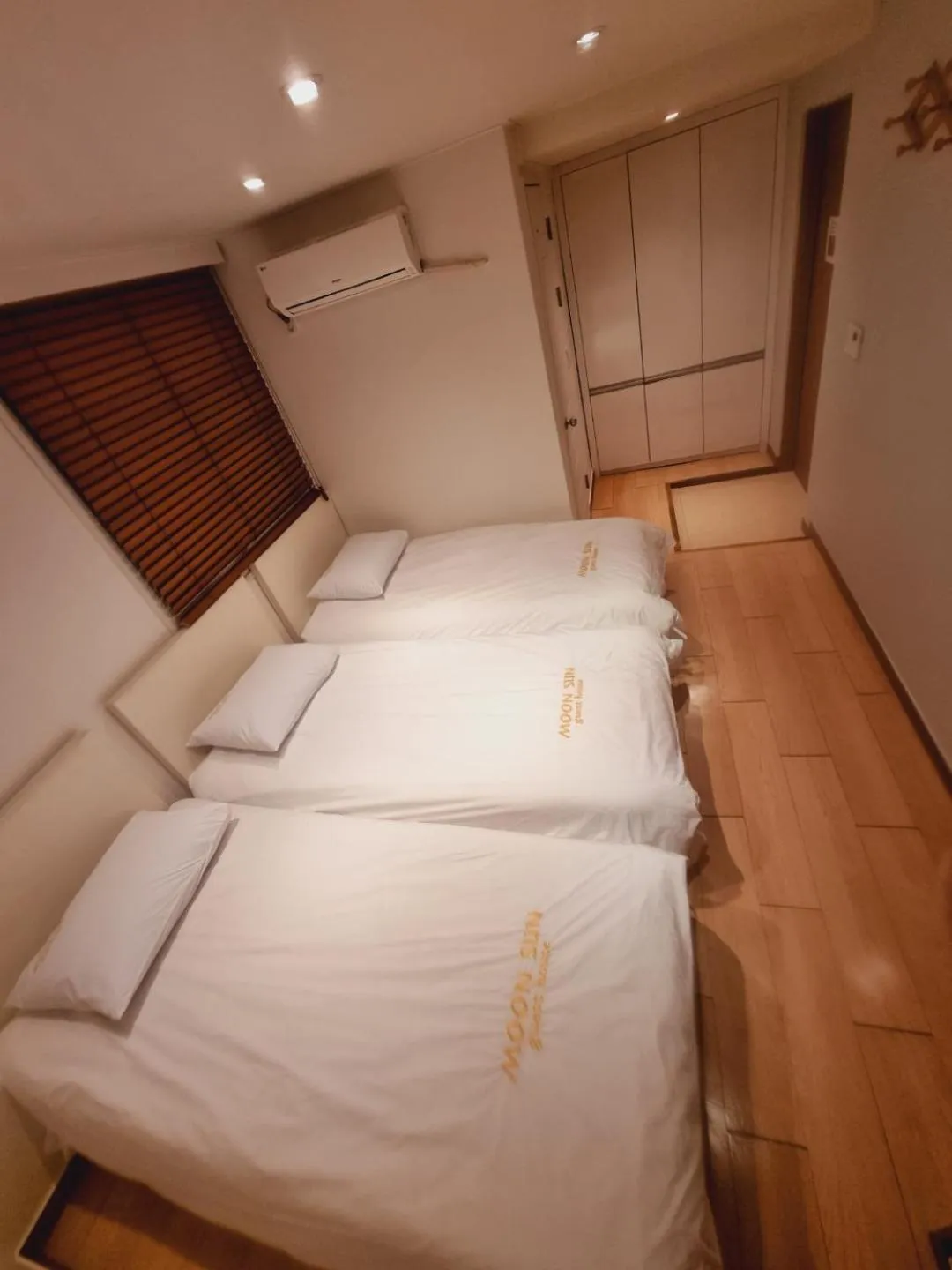 Photo of the whole room, Bed in Moon Sun Guesthouse