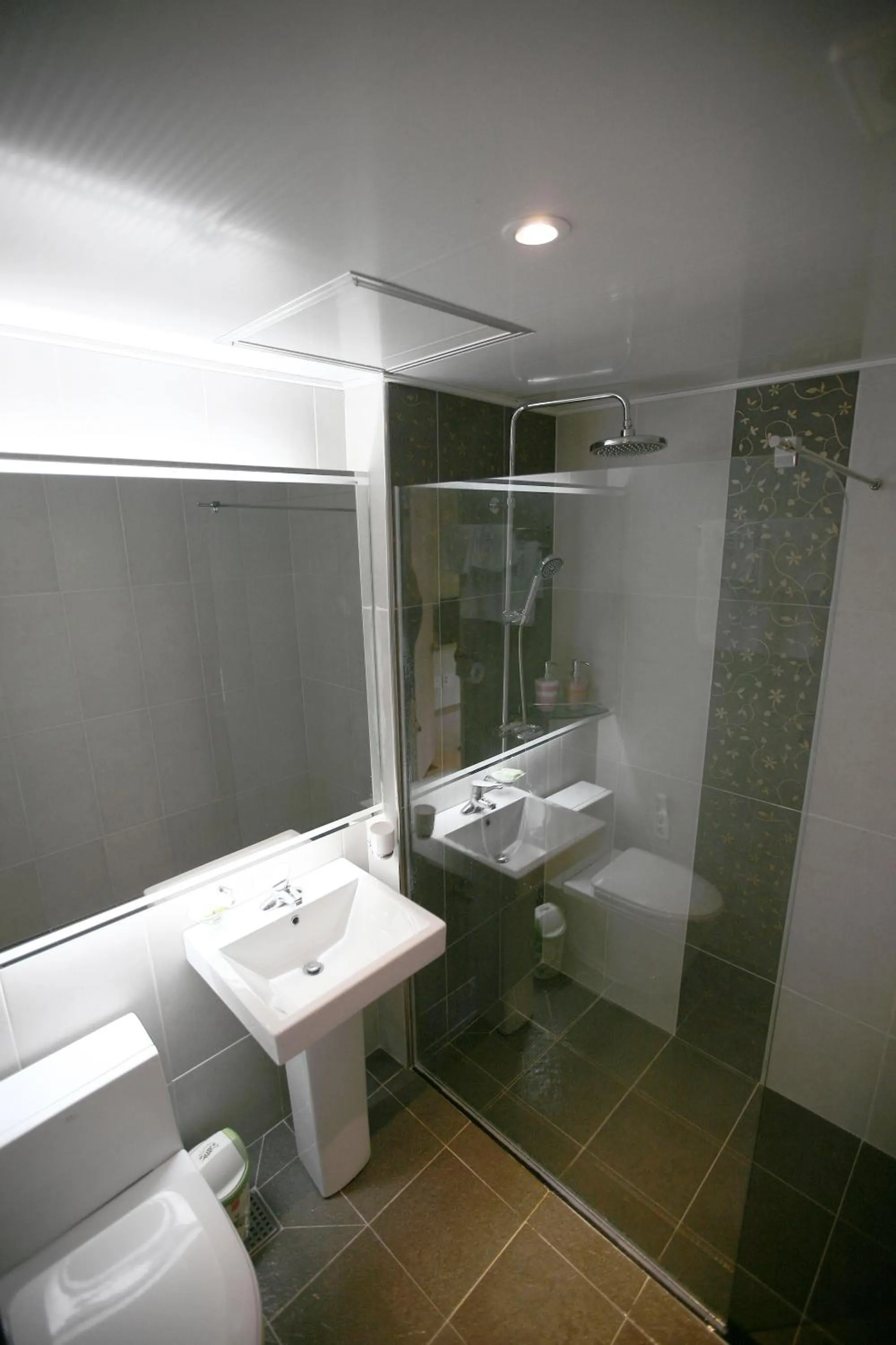 Bathroom in Moon Sun Guesthouse