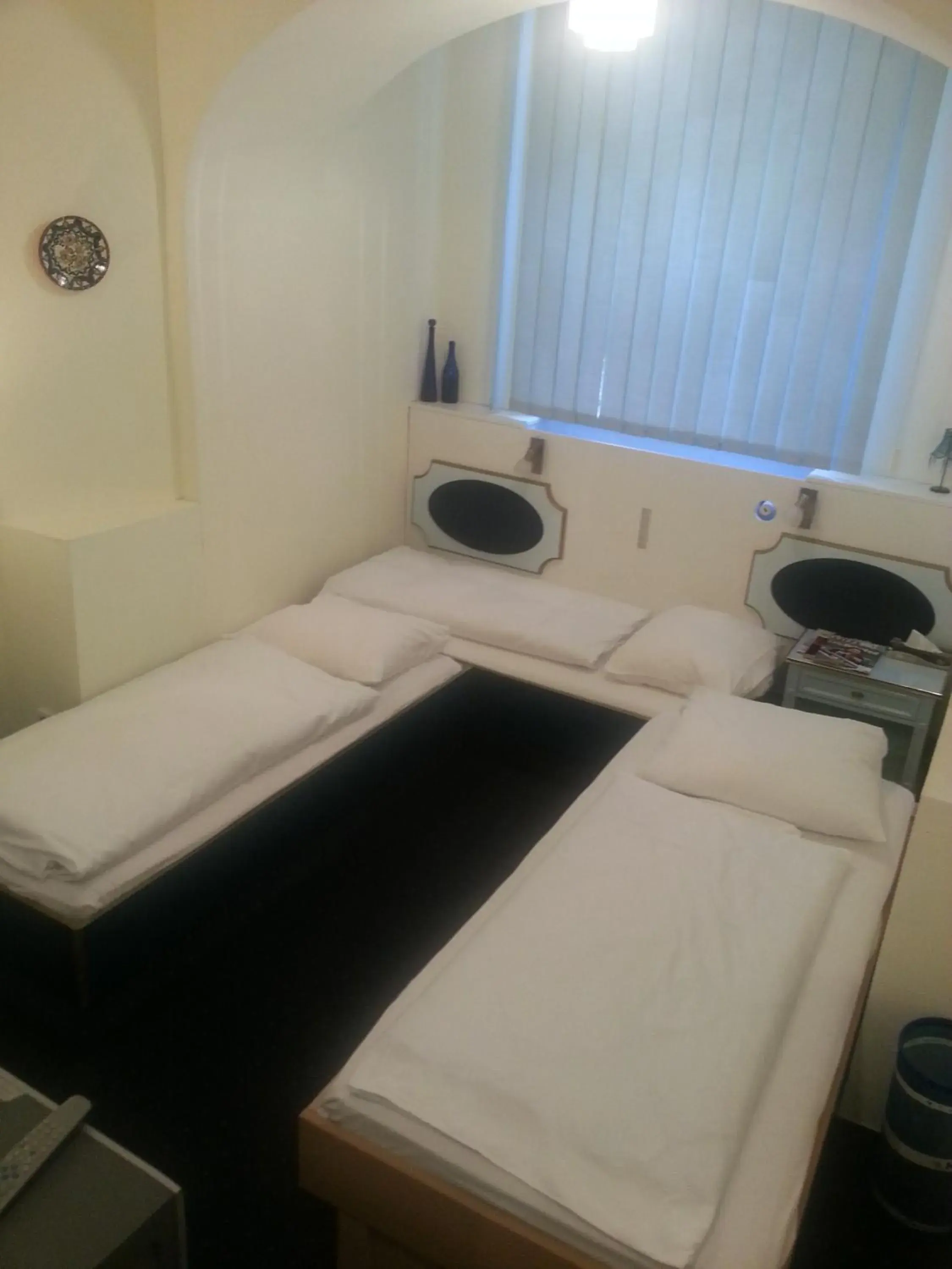 Twin Room in Hotelgarni Frankfurt Twin Room in Hotelgarni Frankfurt