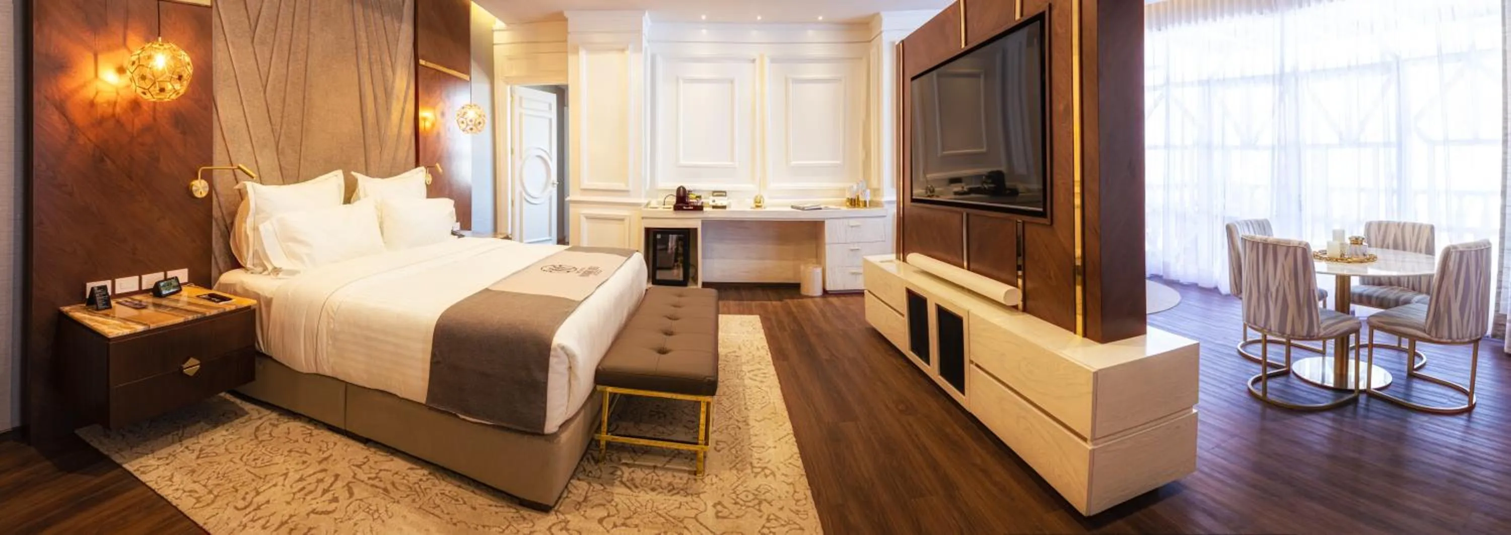 Bed in HOTEL & SPA MANSION SOLIS by HOTSSON