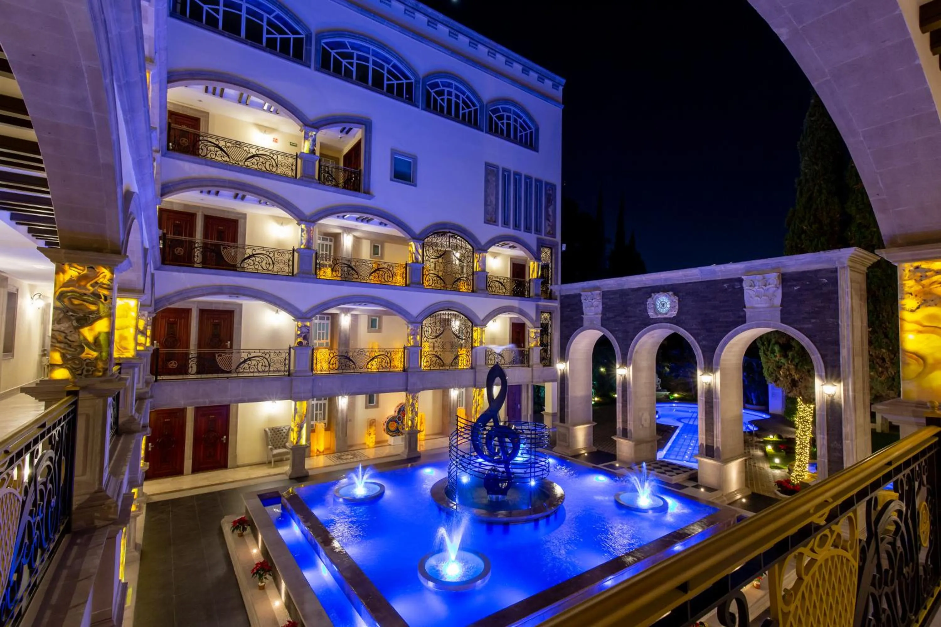 Garden view in HOTEL & SPA MANSION SOLIS by HOTSSON