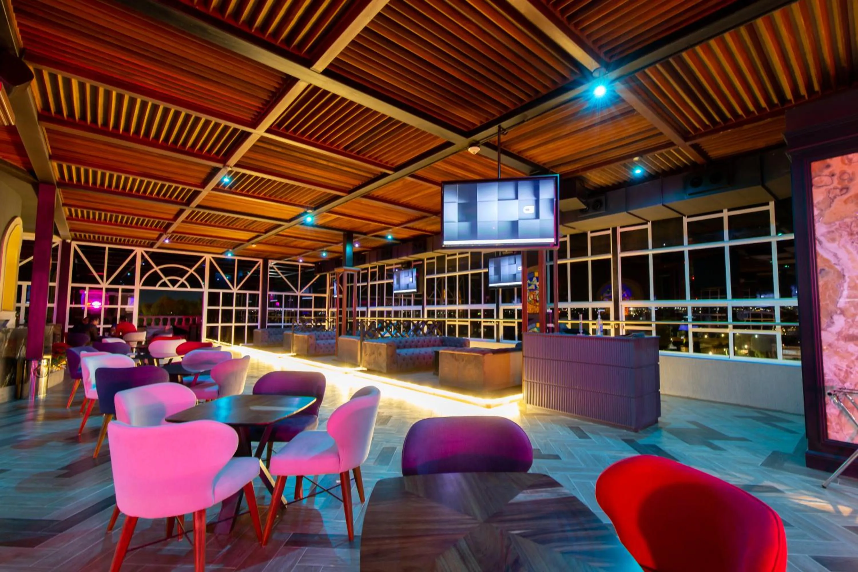 Lounge or bar in HOTEL & SPA MANSION SOLIS by HOTSSON