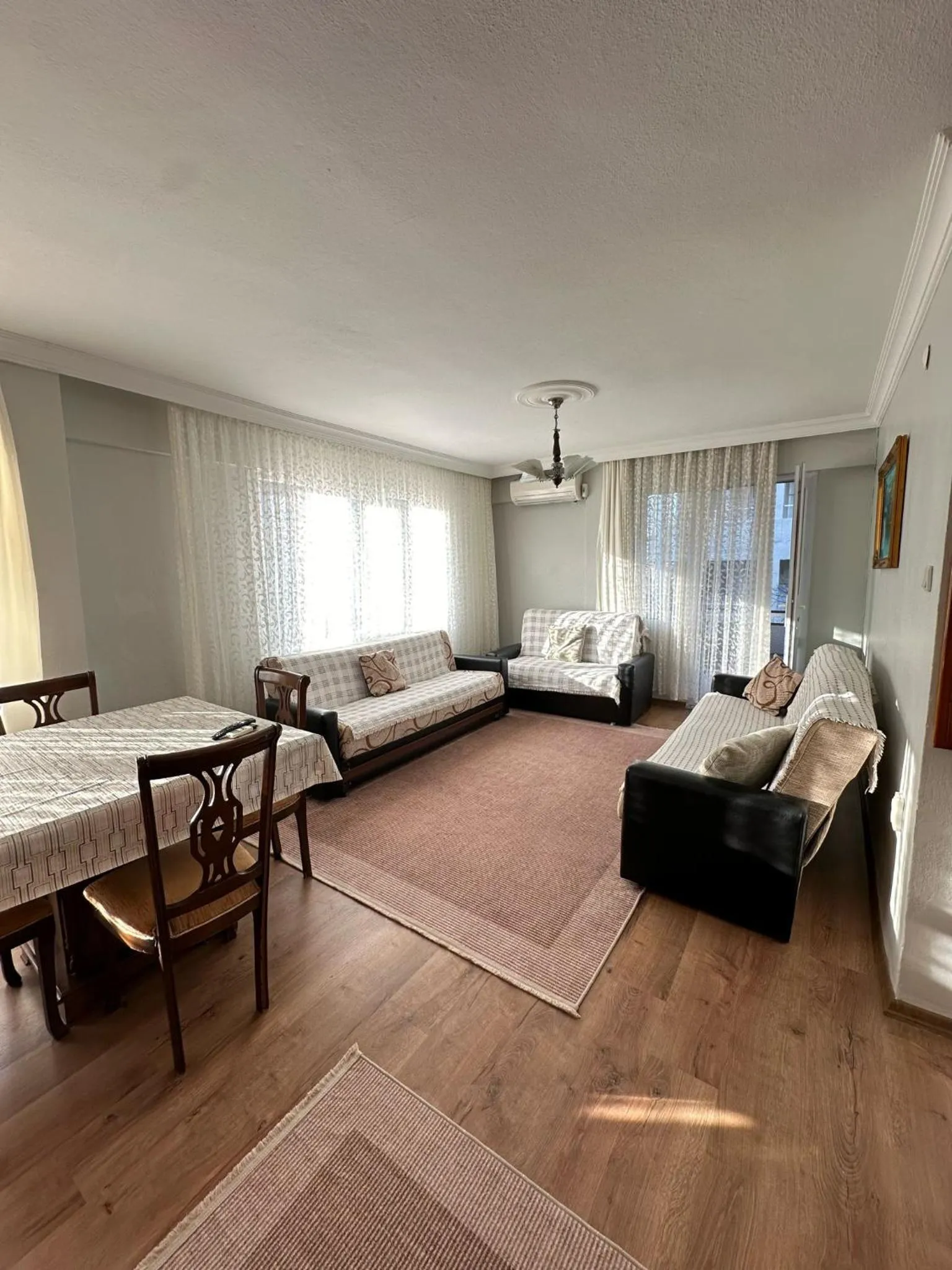 Living room, Bed in Yade Apart Pension
