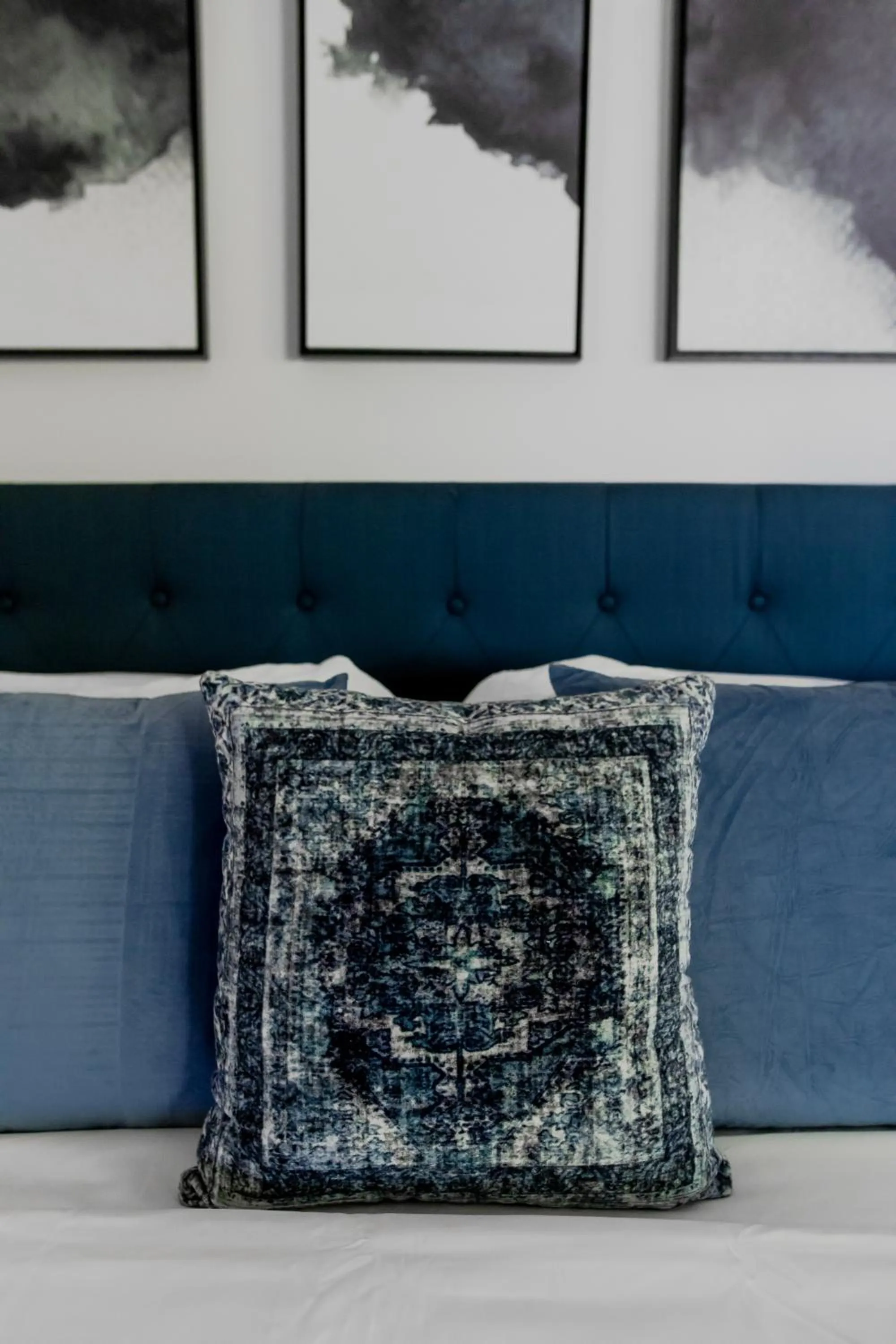 PRESIDENTIAL SUITE MOUNTAIN/LAKE VIEWS w/HEATED POOLS- PGA WEST