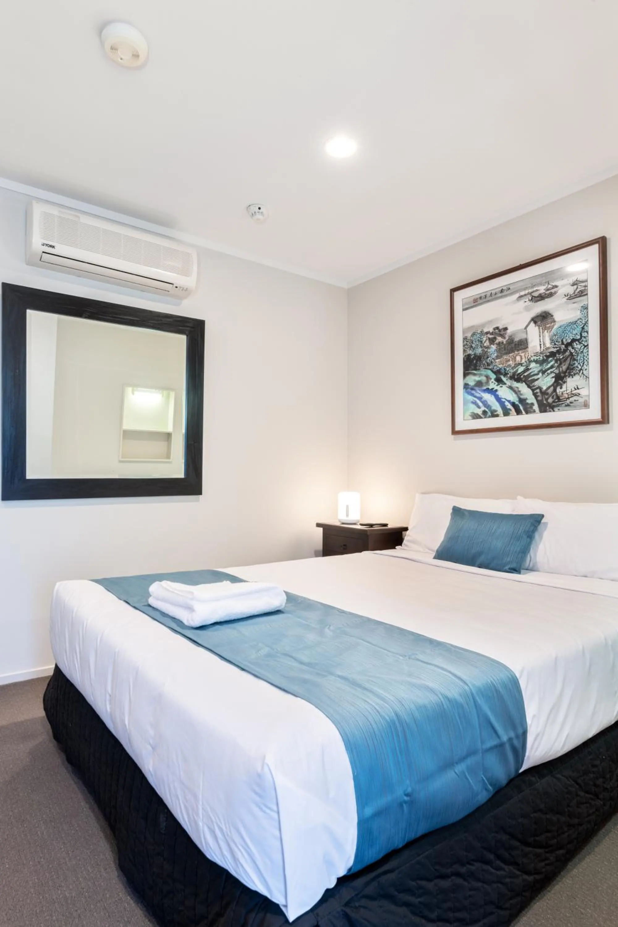 Bed in Northridge Golf Resort