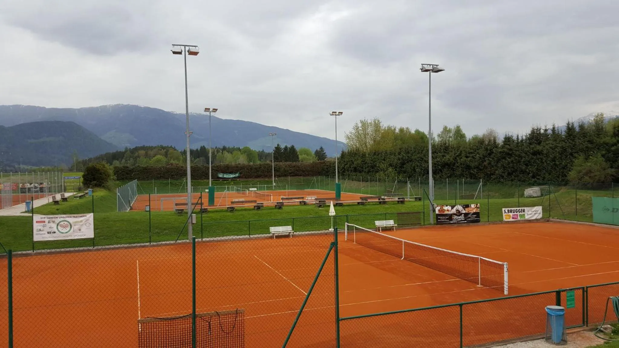 Tennis court in Residence Untermoarhof