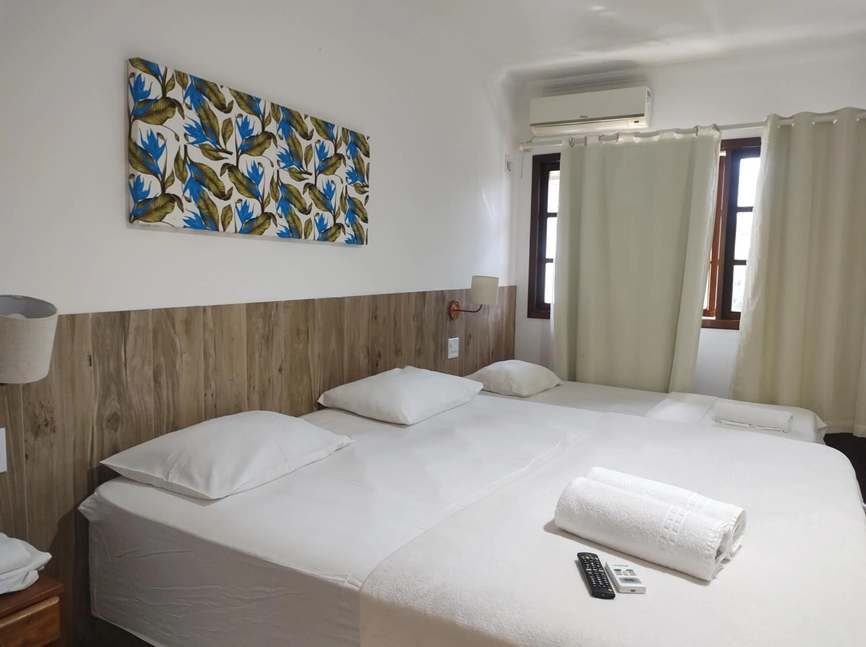 Bedroom, Bed in Casa Praia de Taperapuan em Porto