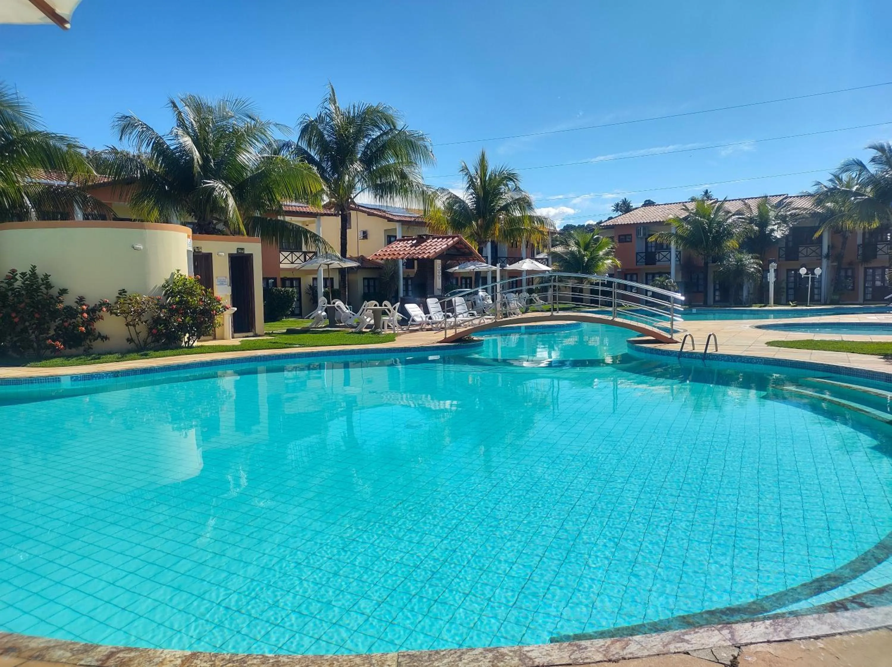 Swimming pool in Casa Praia de Taperapuan em Porto