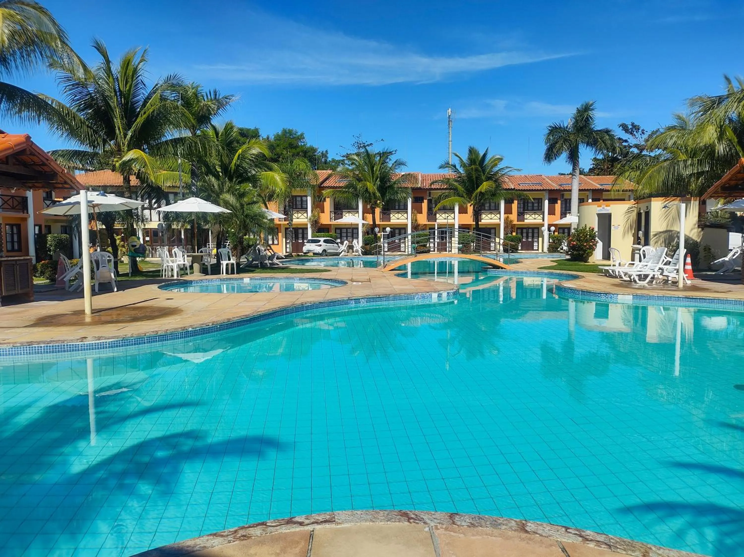 Swimming pool in Casa Praia de Taperapuan em Porto