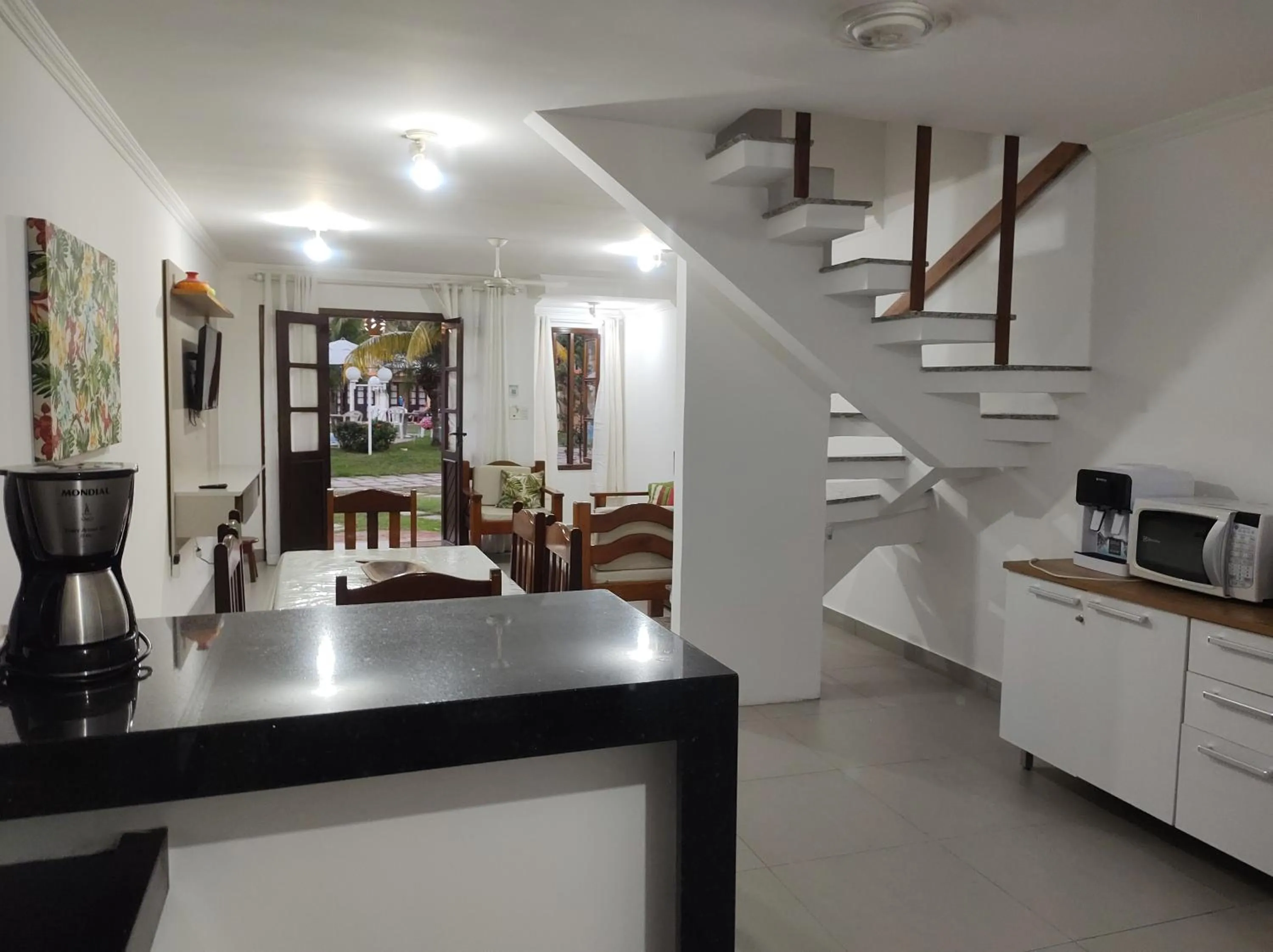 kitchen in Casa Praia de Taperapuan em Porto