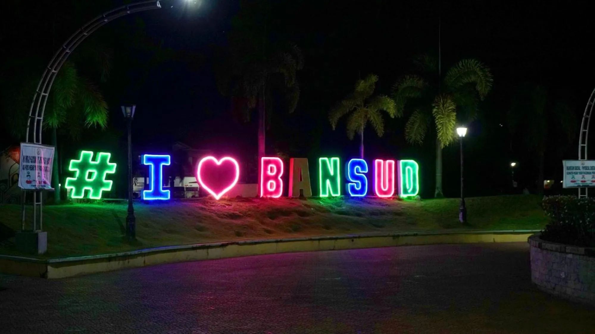 Night in RedDoorz @ Bansud Oriental Mindoro