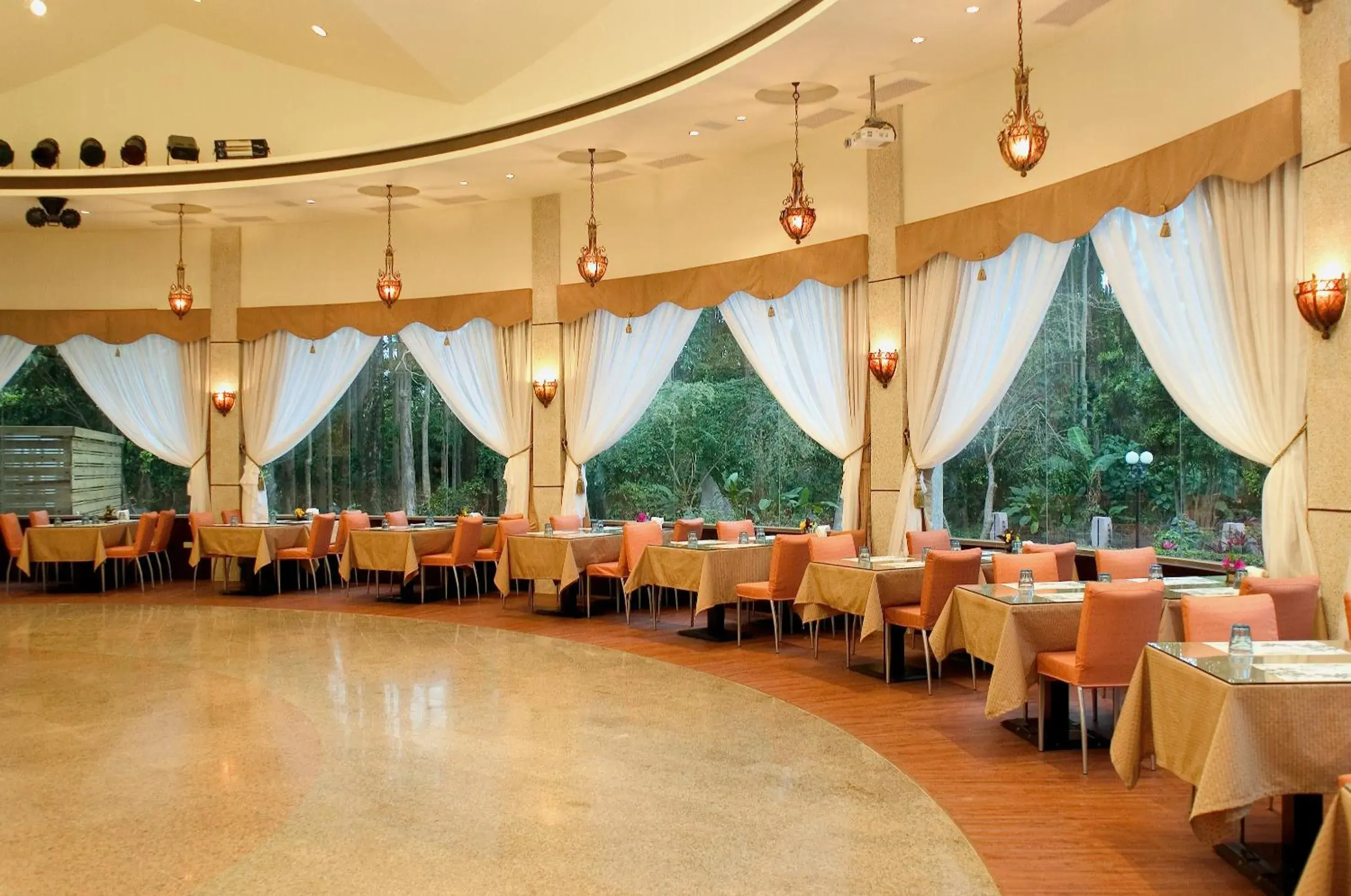 Restaurant/places to eat in Atunas Holiday Country Restaurant/places to eat in Atunas Holiday Country