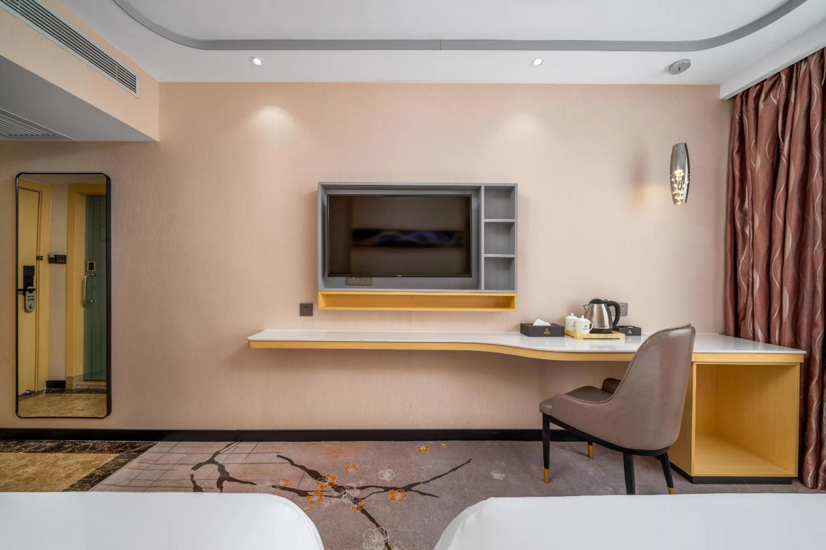hair dresser in Slowcom┃Yuebei Hotel （Guangzhou Provincial Government)