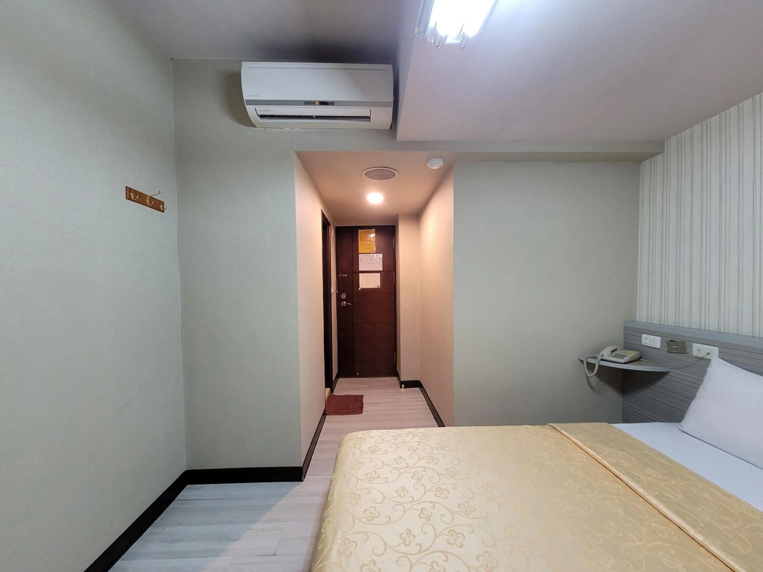 Bed in Hotel South Sea