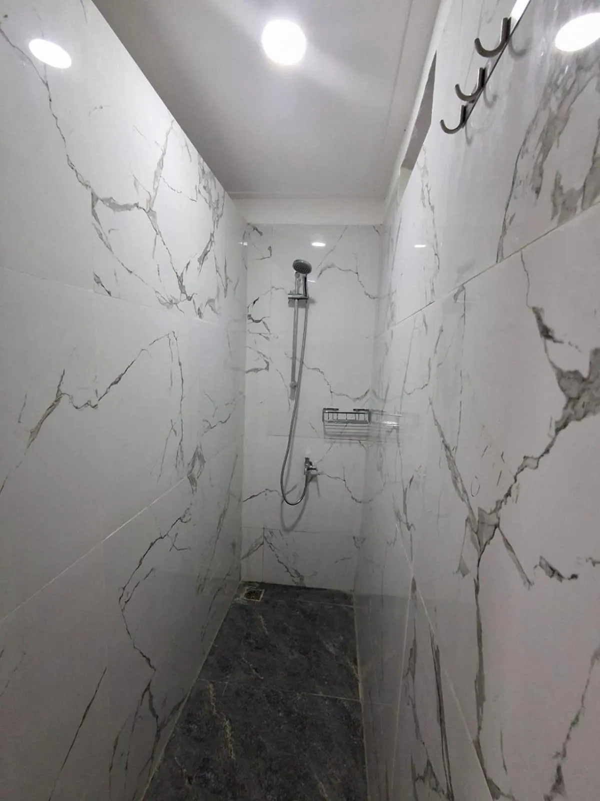 Bathroom in Tirta Arsanta Hot Springs & Villa