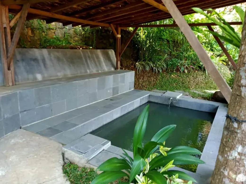 Three-Bedroom Villa in Tirta Arsanta Hot Springs & Villa Three-Bedroom Villa in Tirta Arsanta Hot Springs & Villa