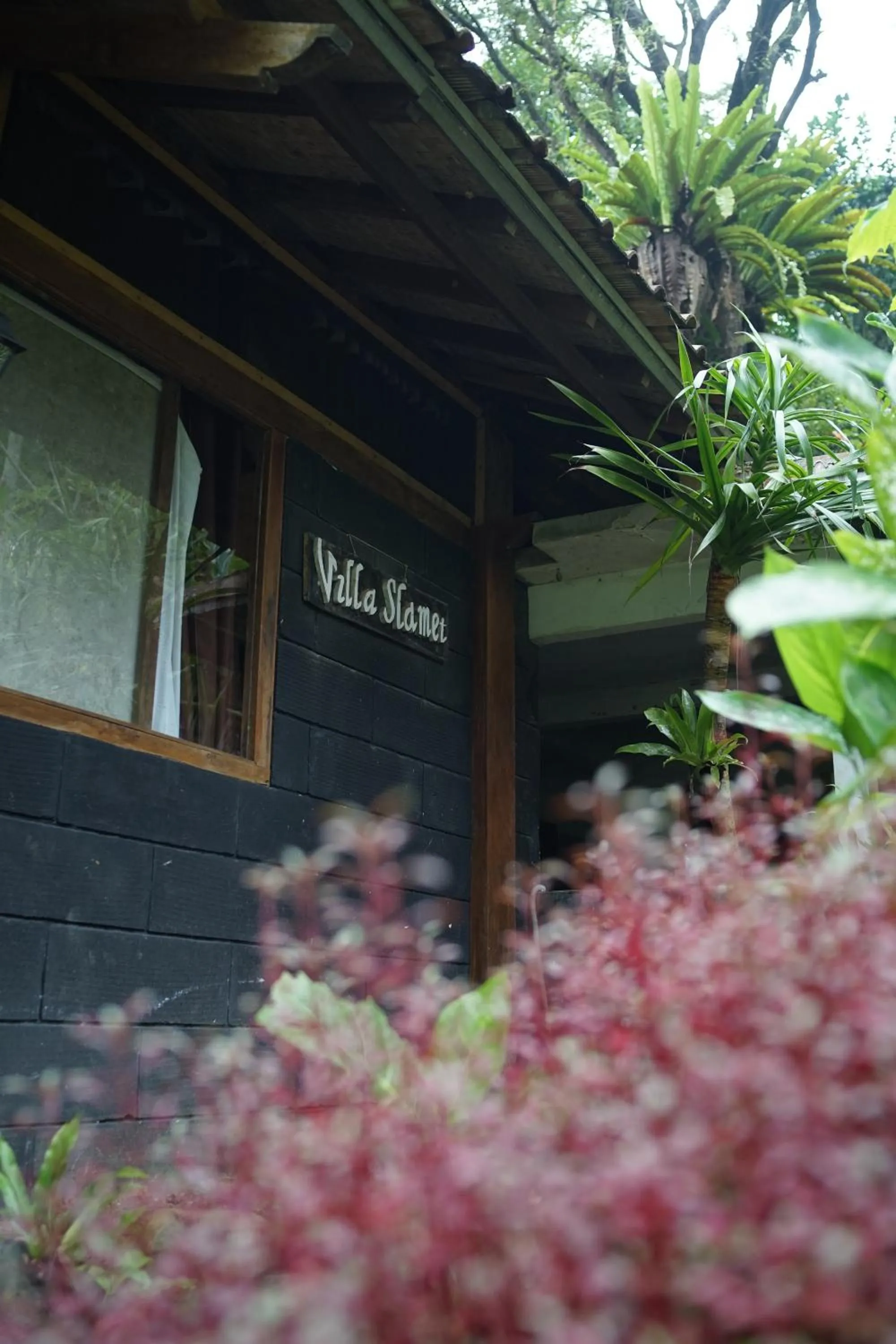 Tirta Arsanta Hot Springs & Villa