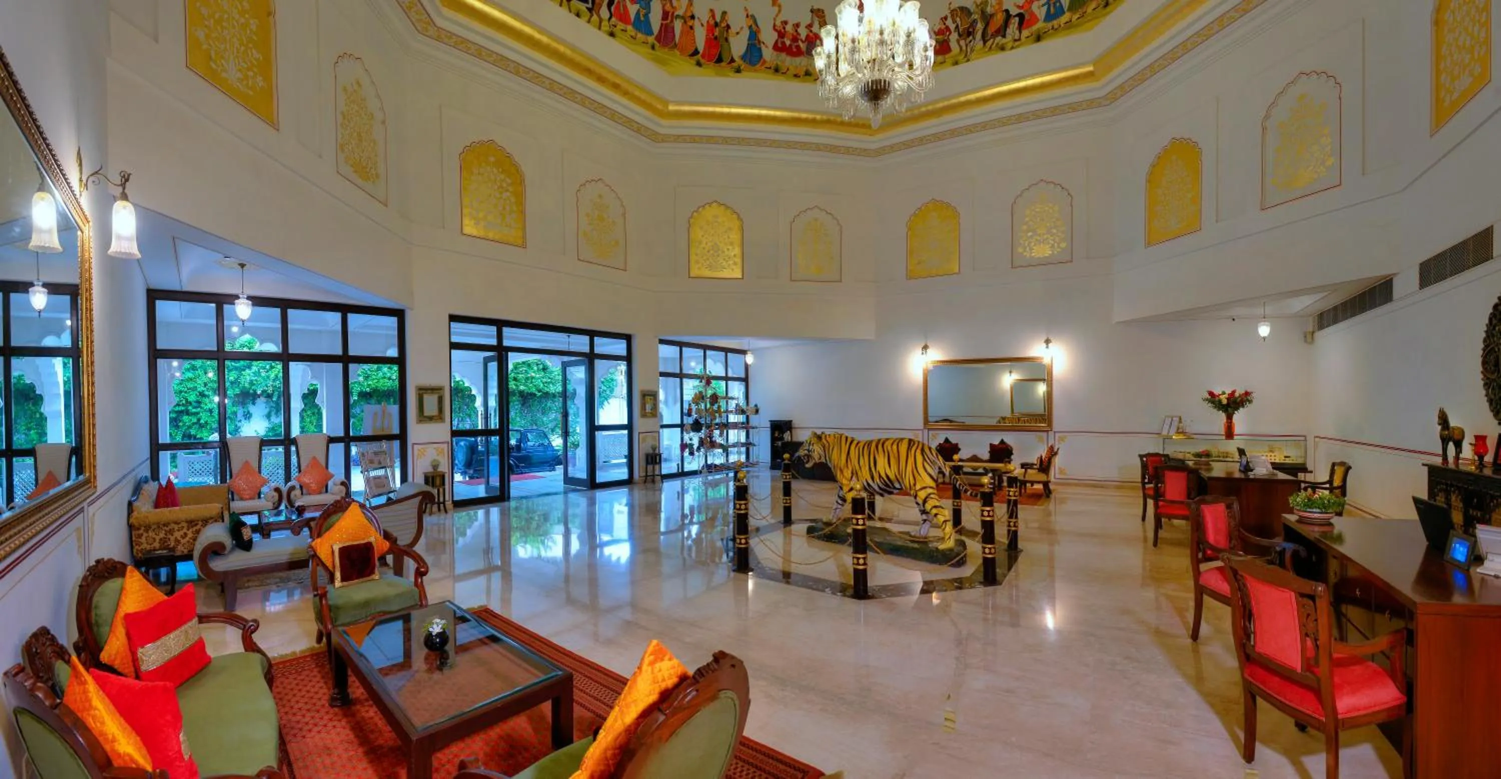 Lobby or reception in Anuraga Palace