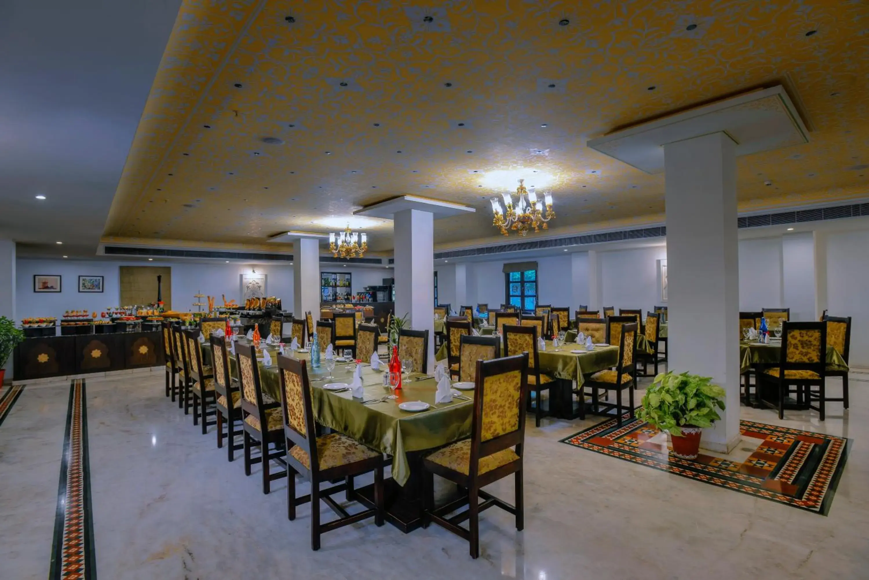 Restaurant/places to eat in Anuraga Palace Restaurant/places to eat in Anuraga Palace