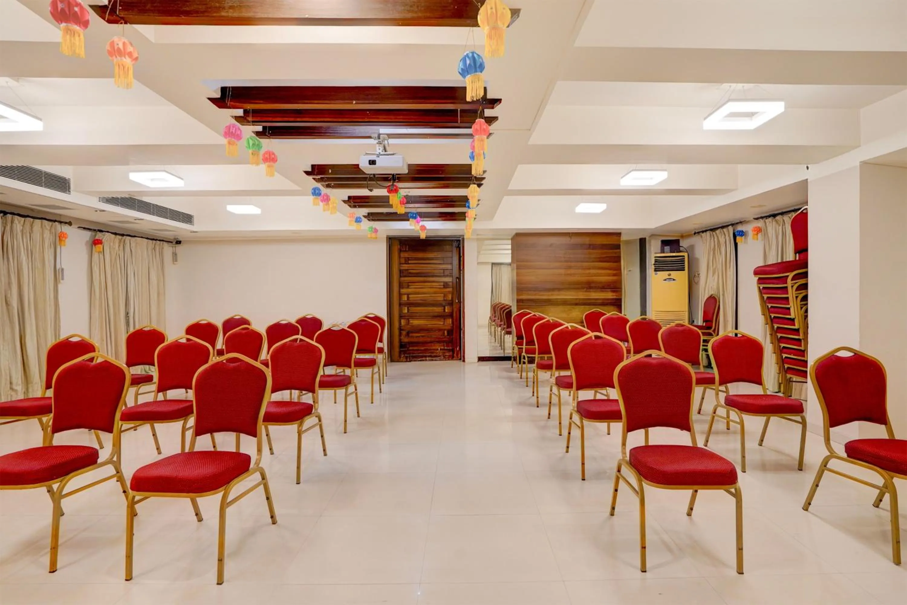 Lobby or reception in Townhouse Oak Pune Railway Station Formerly Kapil Residency