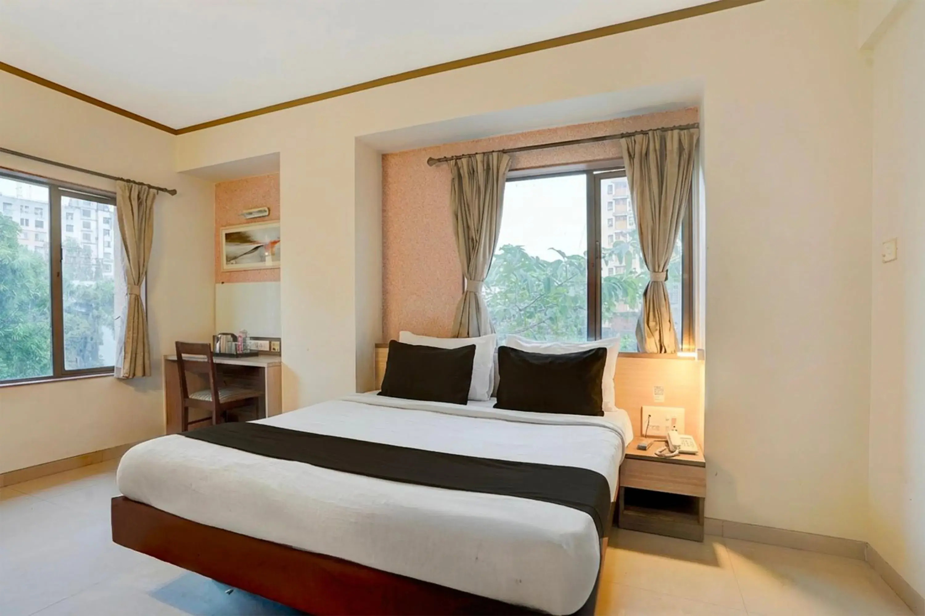 Bedroom, Bed in Townhouse Oak Pune Railway Station Formerly Kapil Residency Bedroom, Bed in Townhouse Oak Pune Railway Station Formerly Kapil Residency