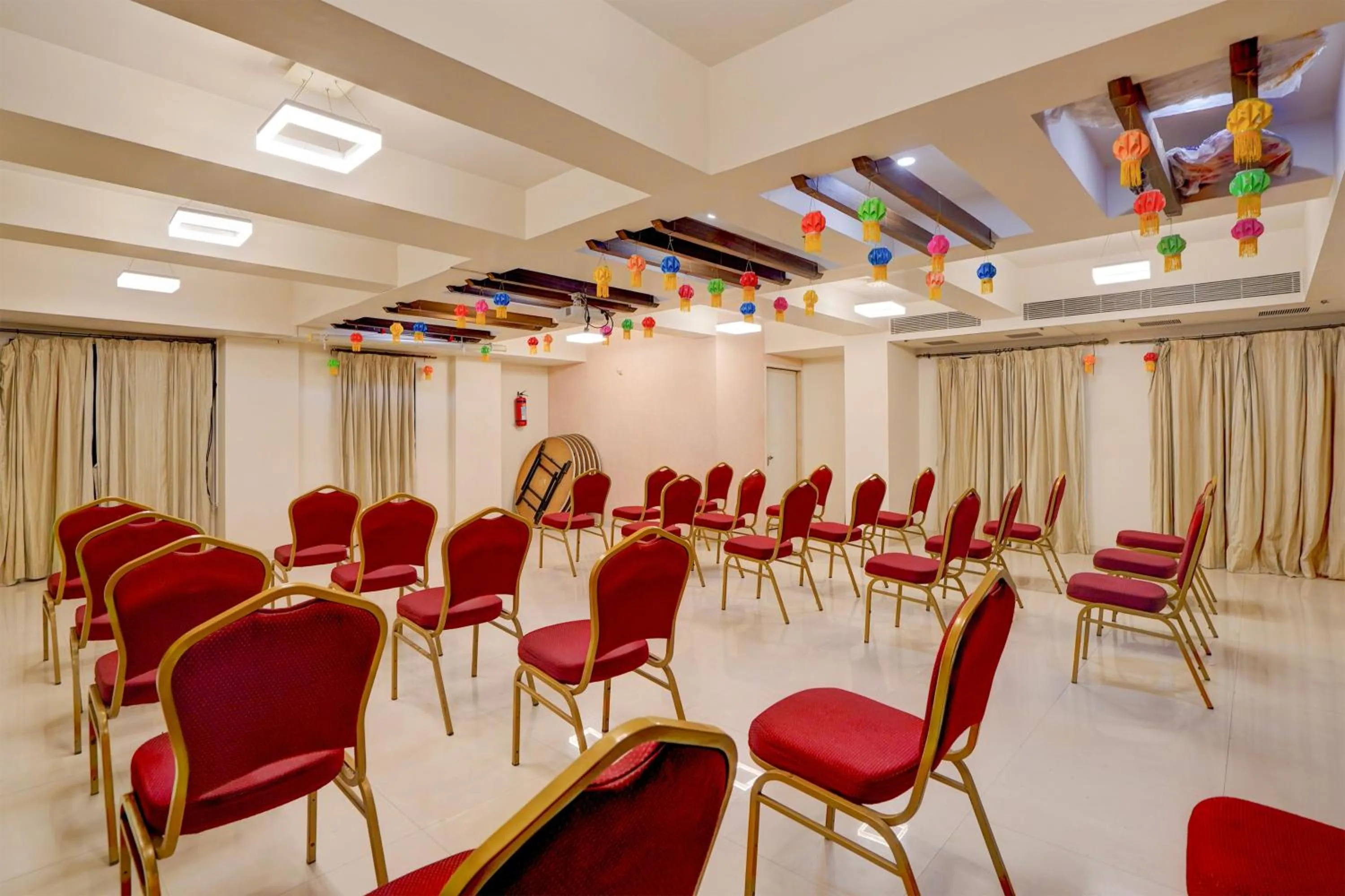 Lobby or reception in Townhouse Oak Pune Railway Station Formerly Kapil Residency