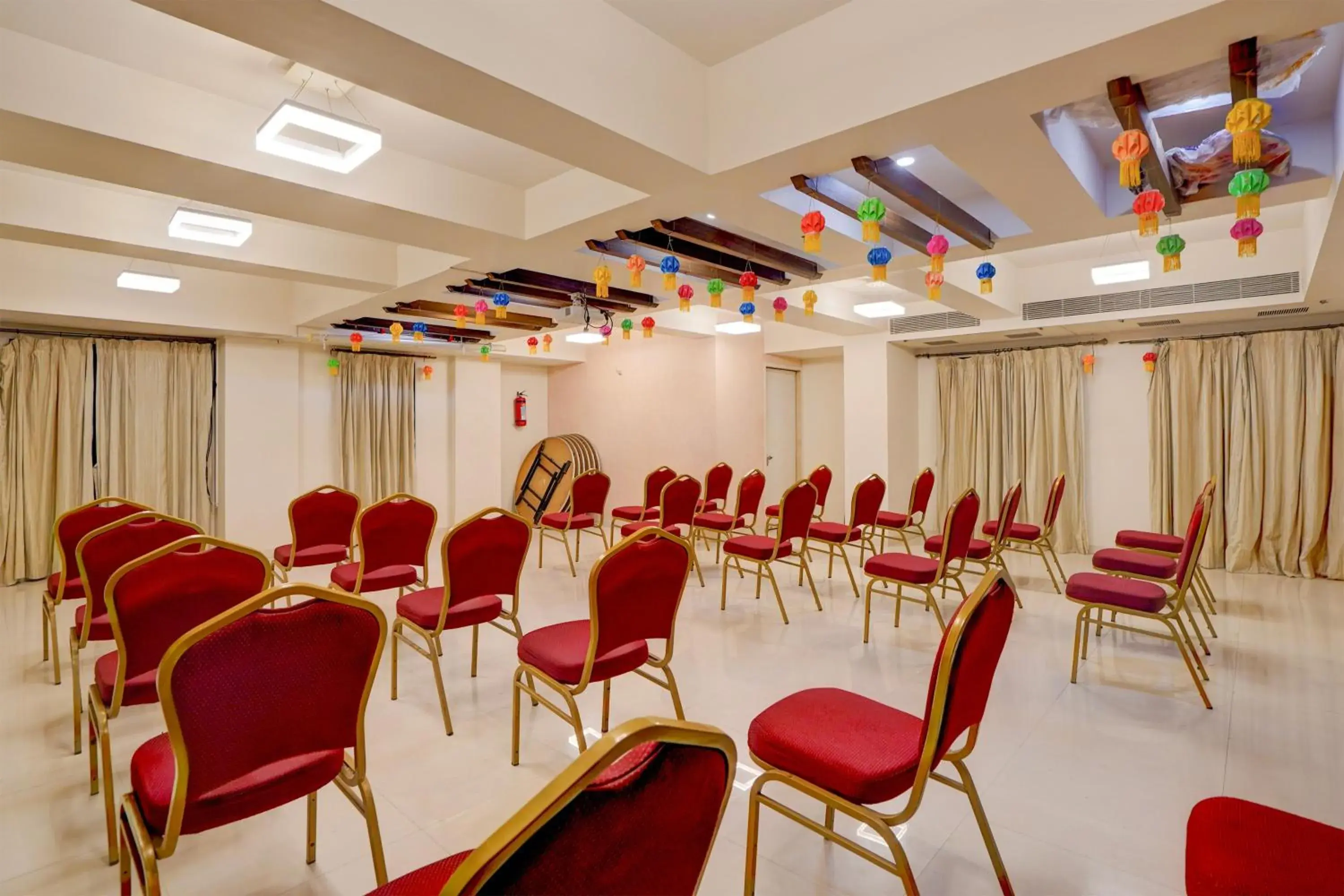 Lobby or reception in Townhouse Oak Pune Railway Station Formerly Kapil Residency Lobby or reception in Townhouse Oak Pune Railway Station Formerly Kapil Residency