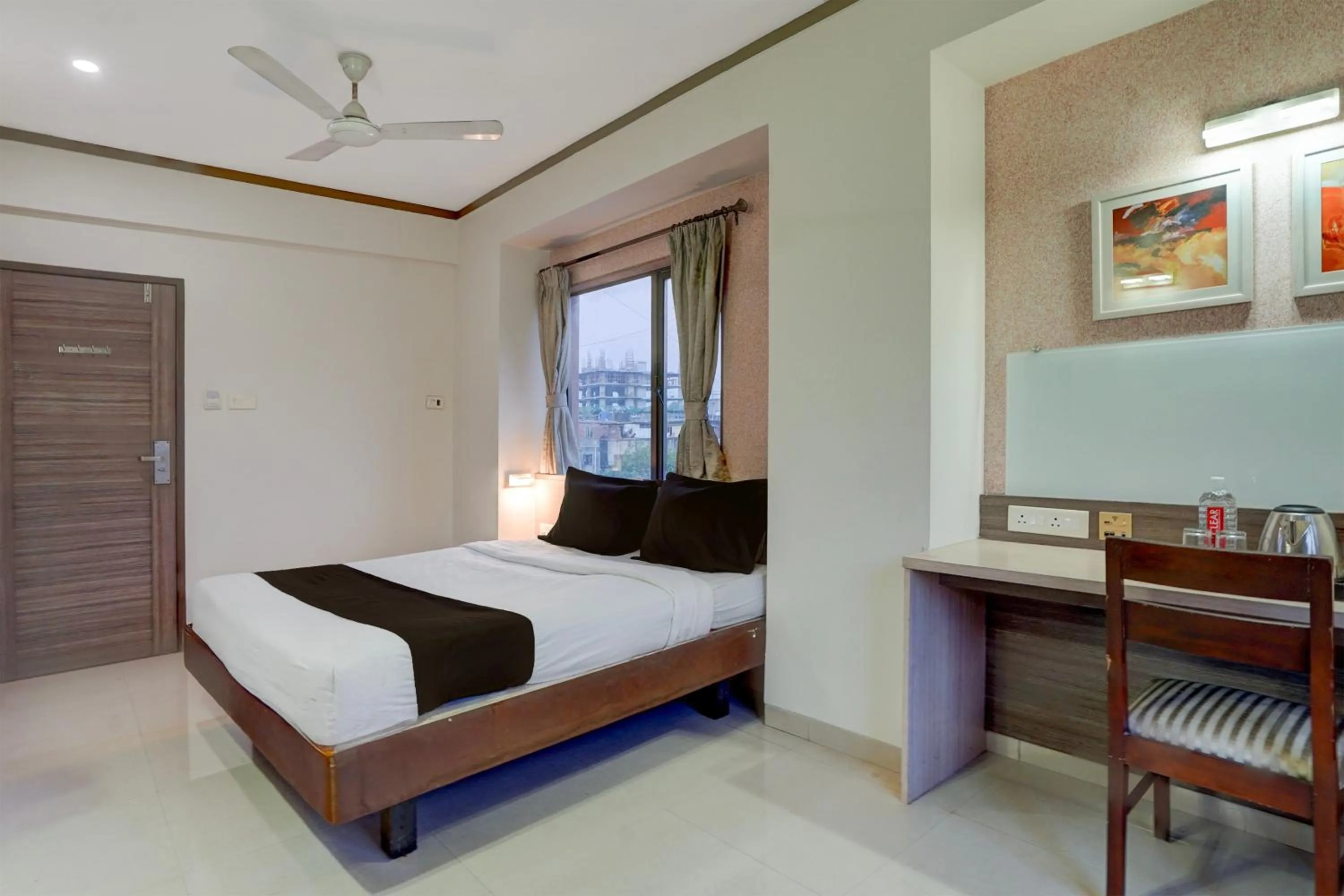 Bedroom, Bed in Townhouse Oak Pune Railway Station Formerly Kapil Residency