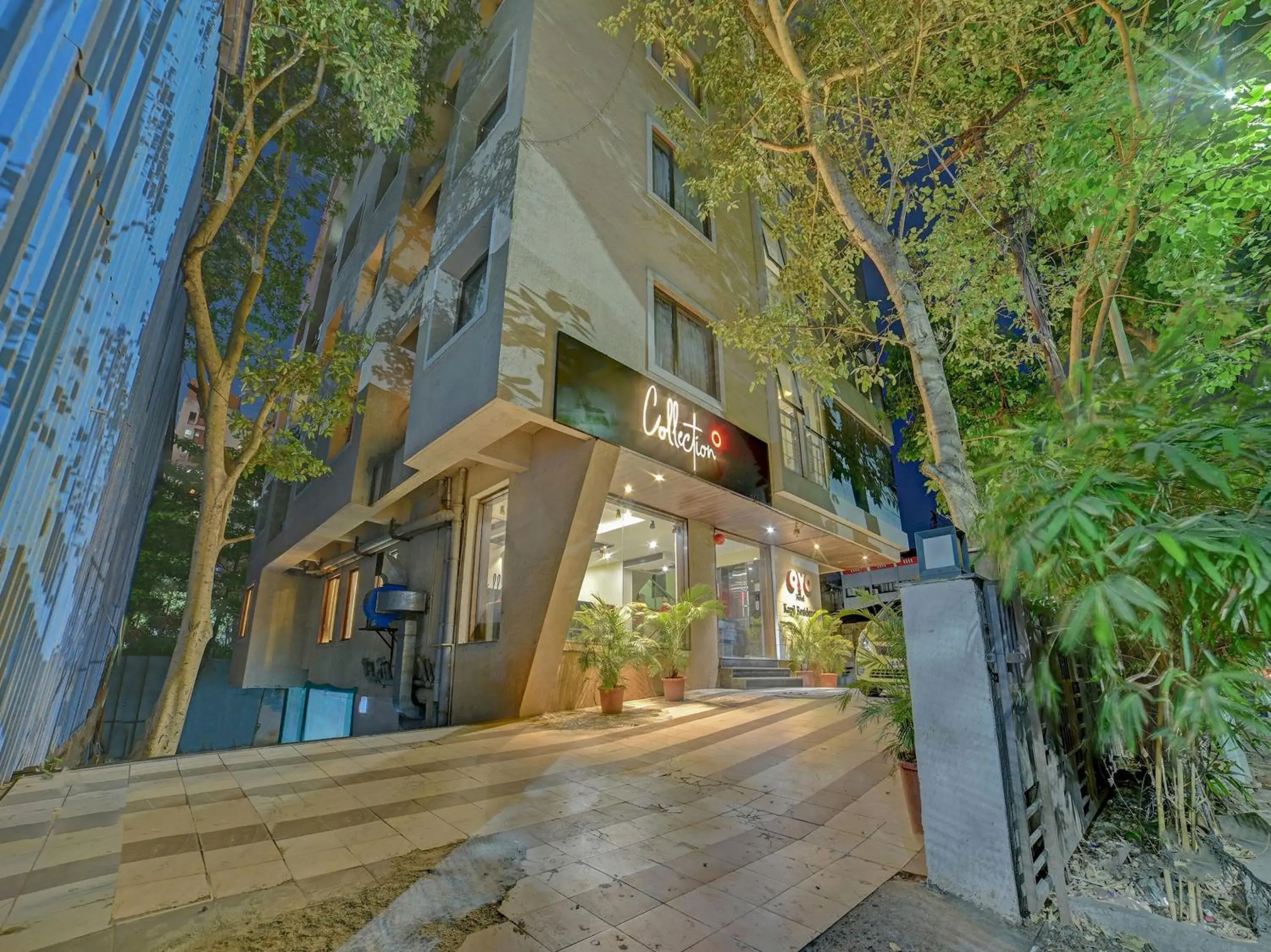 Facade/entrance in Collection O Kapil Residency Parage Chowk Near Lal Mahal Facade/entrance in Collection O Kapil Residency Parage Chowk Near Lal Mahal