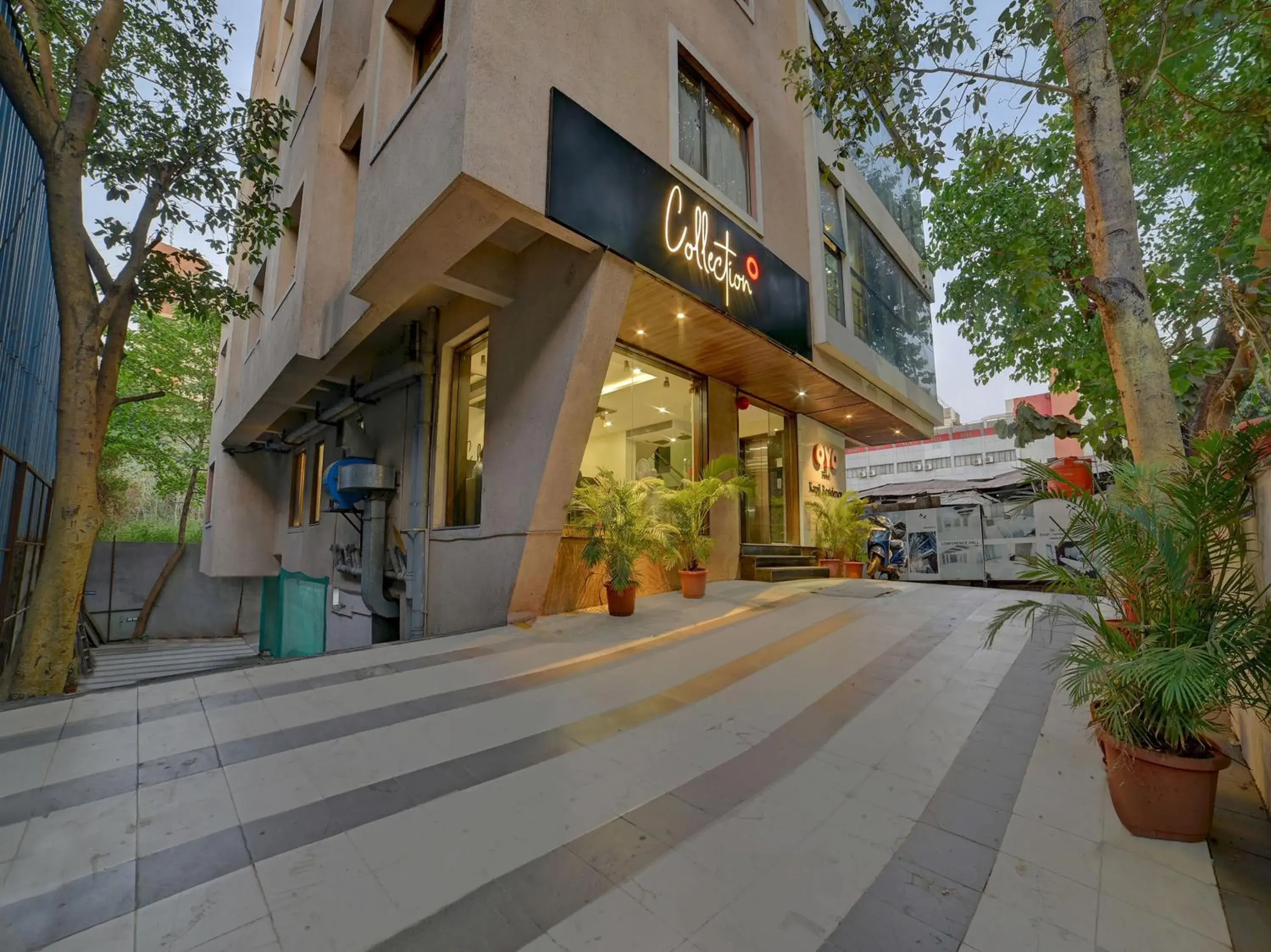 Facade/entrance in Collection O Kapil Residency Parage Chowk Near Lal Mahal Facade/entrance in Collection O Kapil Residency Parage Chowk Near Lal Mahal