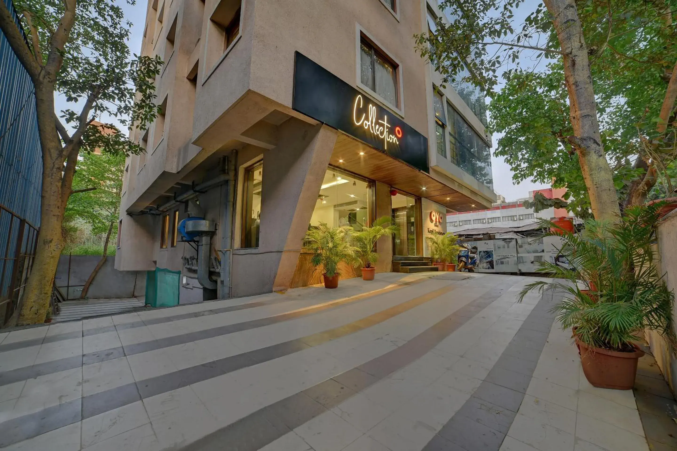 Facade/entrance in Collection O Kapil Residency Parage Chowk Near Lal Mahal Facade/entrance in Collection O Kapil Residency Parage Chowk Near Lal Mahal