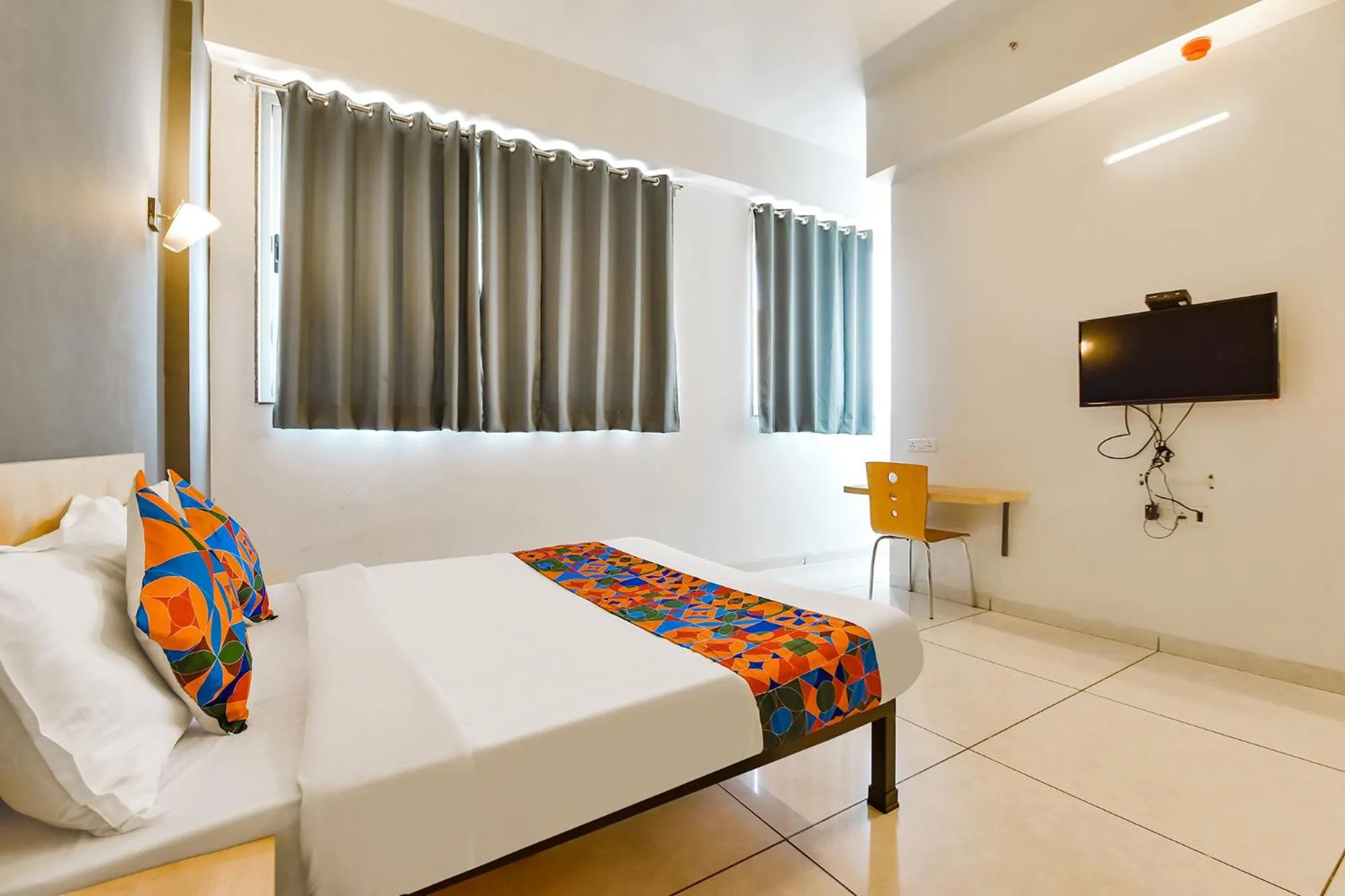 Communal lounge/ TV room in Via Kaviya - Bopal