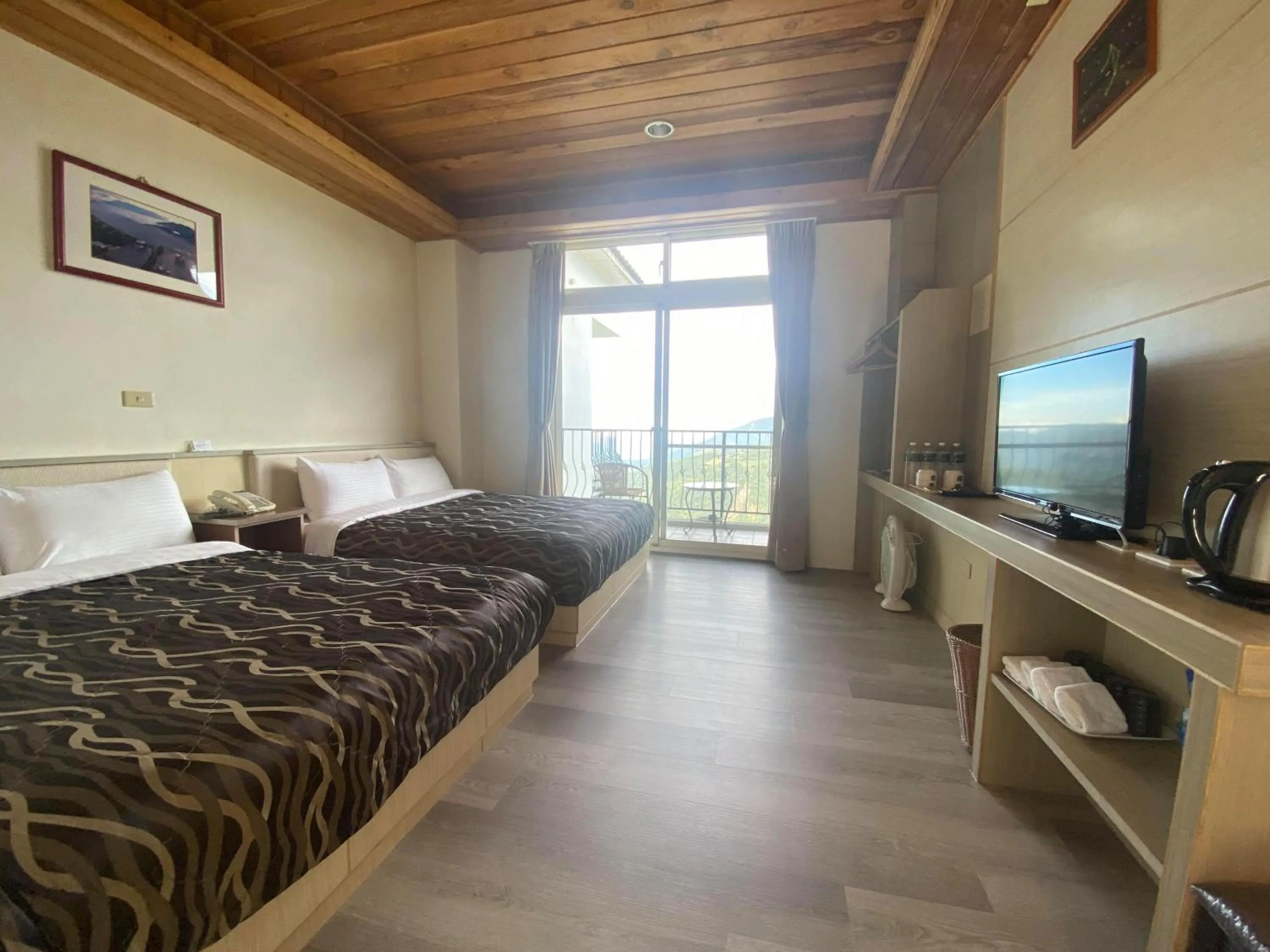Photo of the whole room, Bed in Star Villa