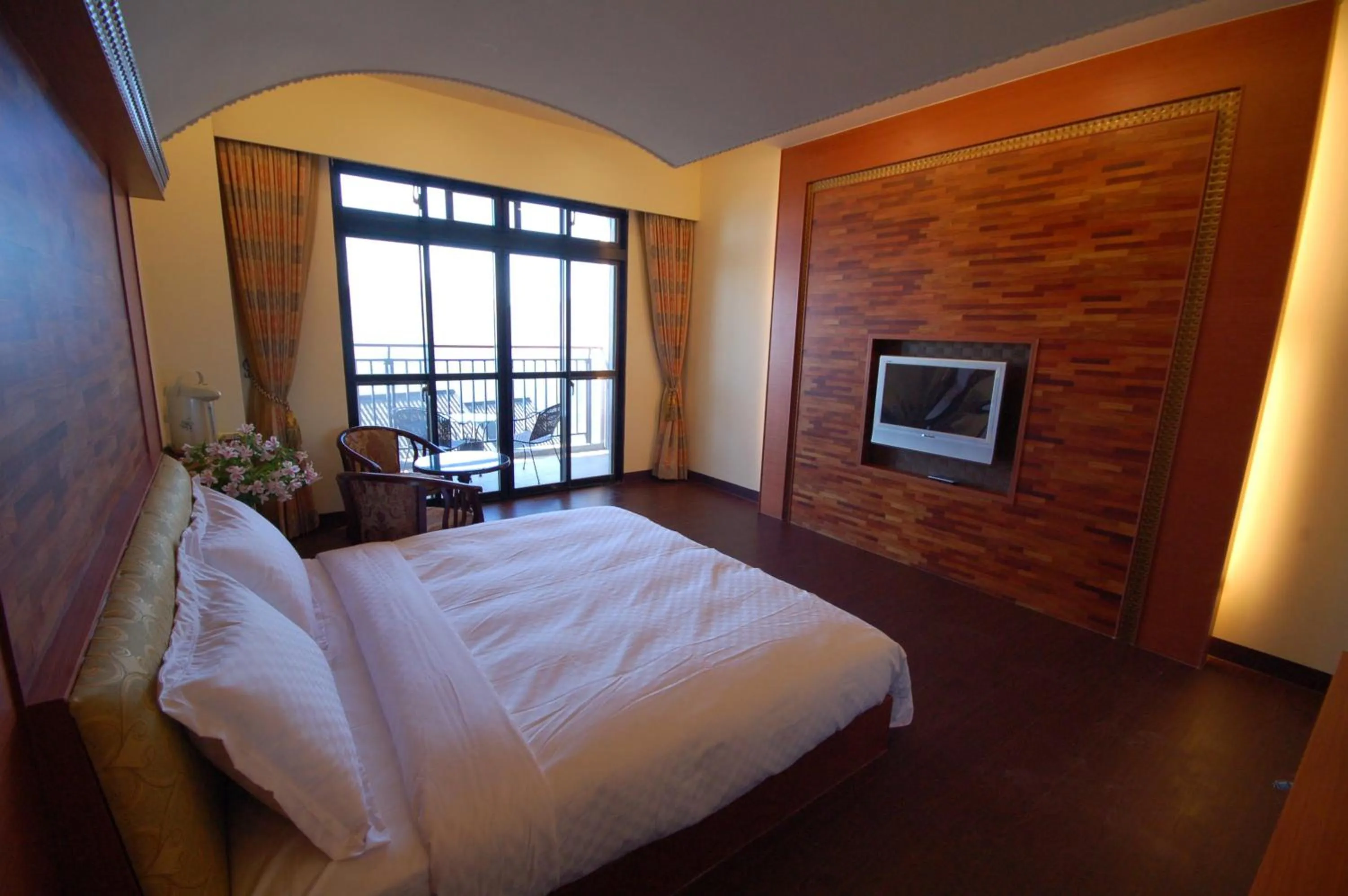 Photo of the whole room, Bed in Star Villa