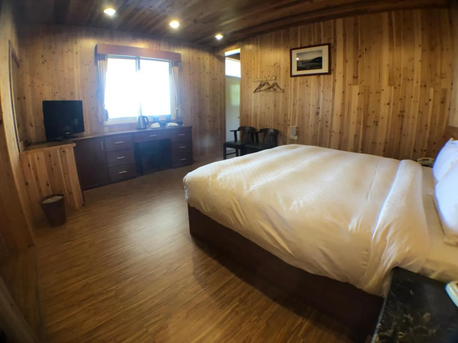 Photo of the whole room, Bed in Star Villa