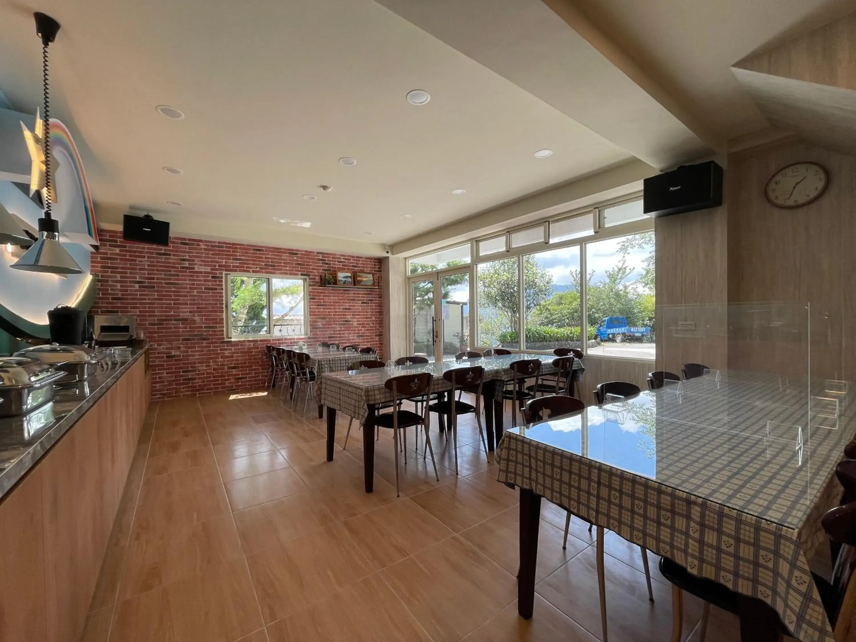 Restaurant/places to eat in Star Villa Restaurant/places to eat in Star Villa