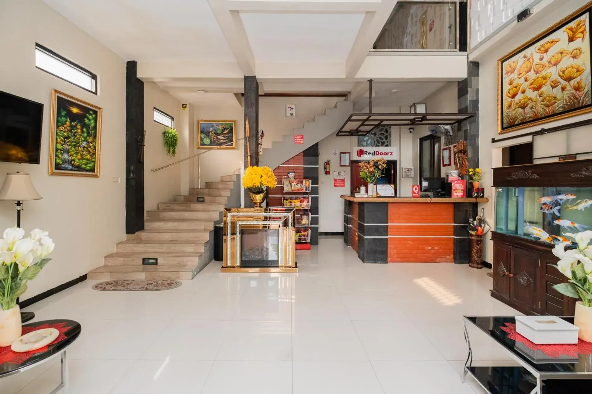 Lobby or reception in RedDoorz near Kampung Inggris Pare Lobby or reception in RedDoorz near Kampung Inggris Pare