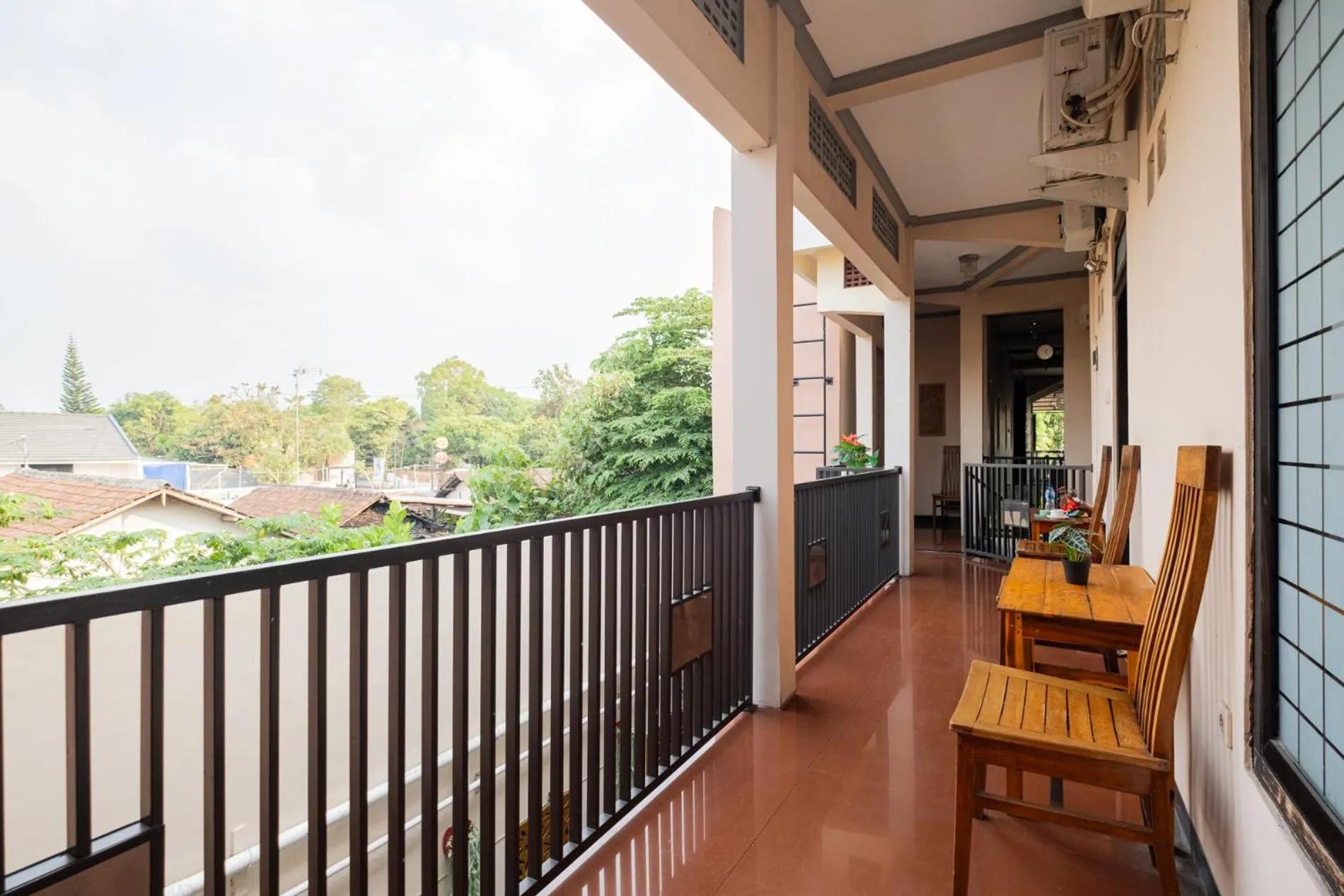Balcony/Terrace in RedDoorz near Kampung Inggris Pare