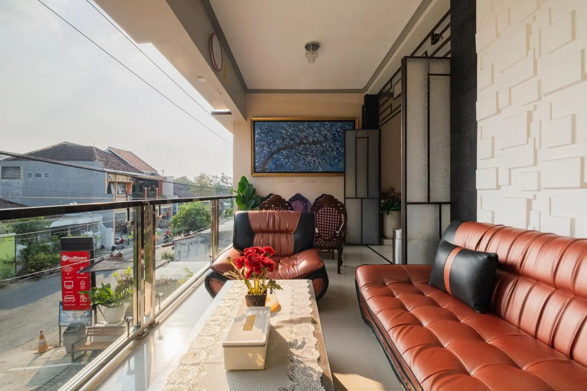 Balcony/Terrace in RedDoorz near Kampung Inggris Pare