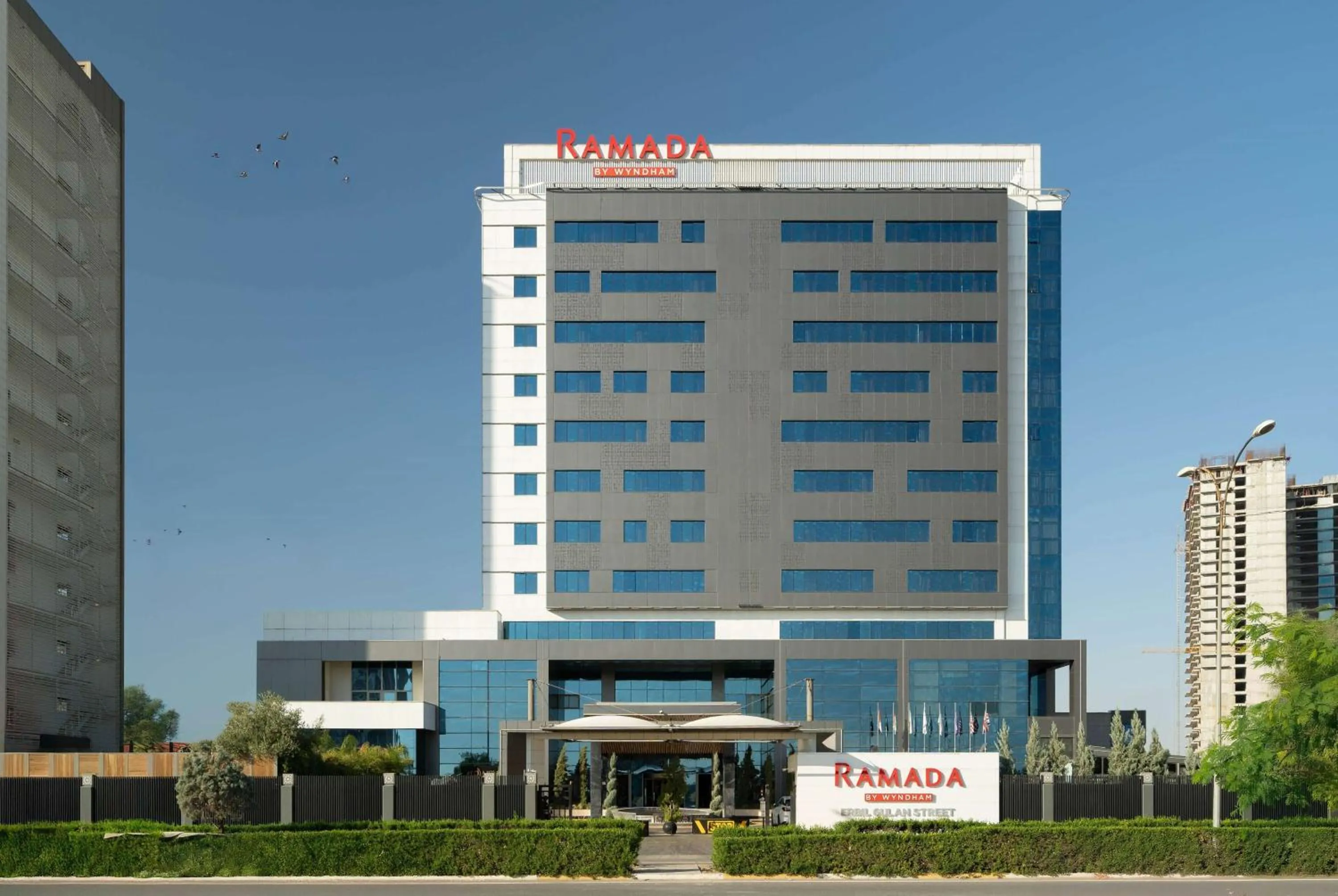 Property building in Ramada by Wyndham Erbil Gulan Street
