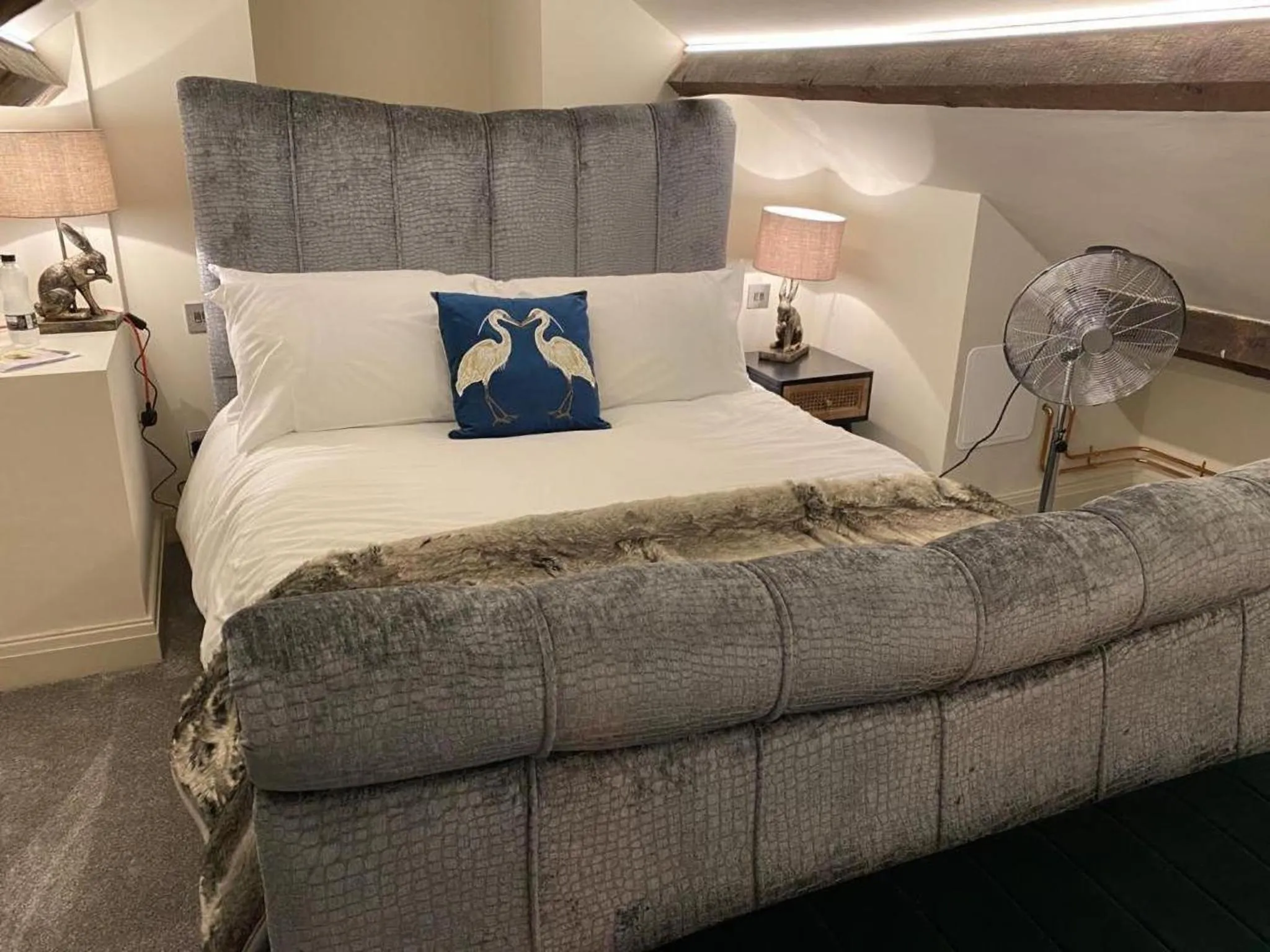 Bed in The Hive at Poppi-Red