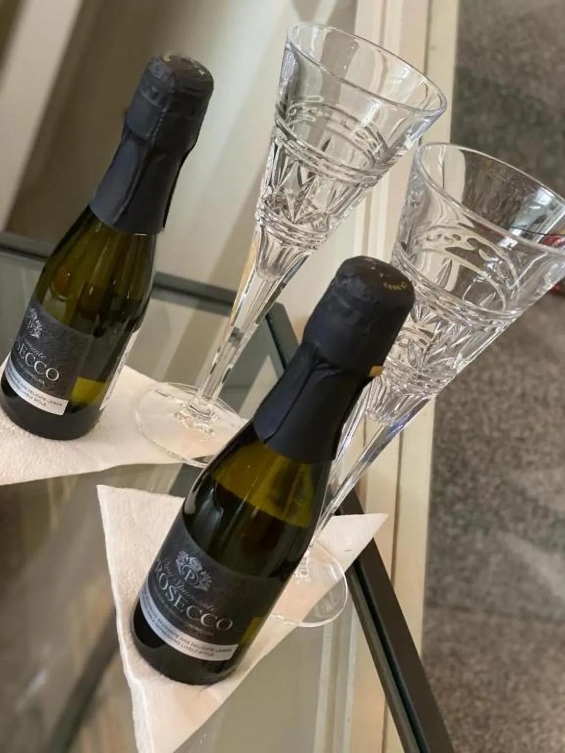 Bedroom in The Hive at Poppi-Red