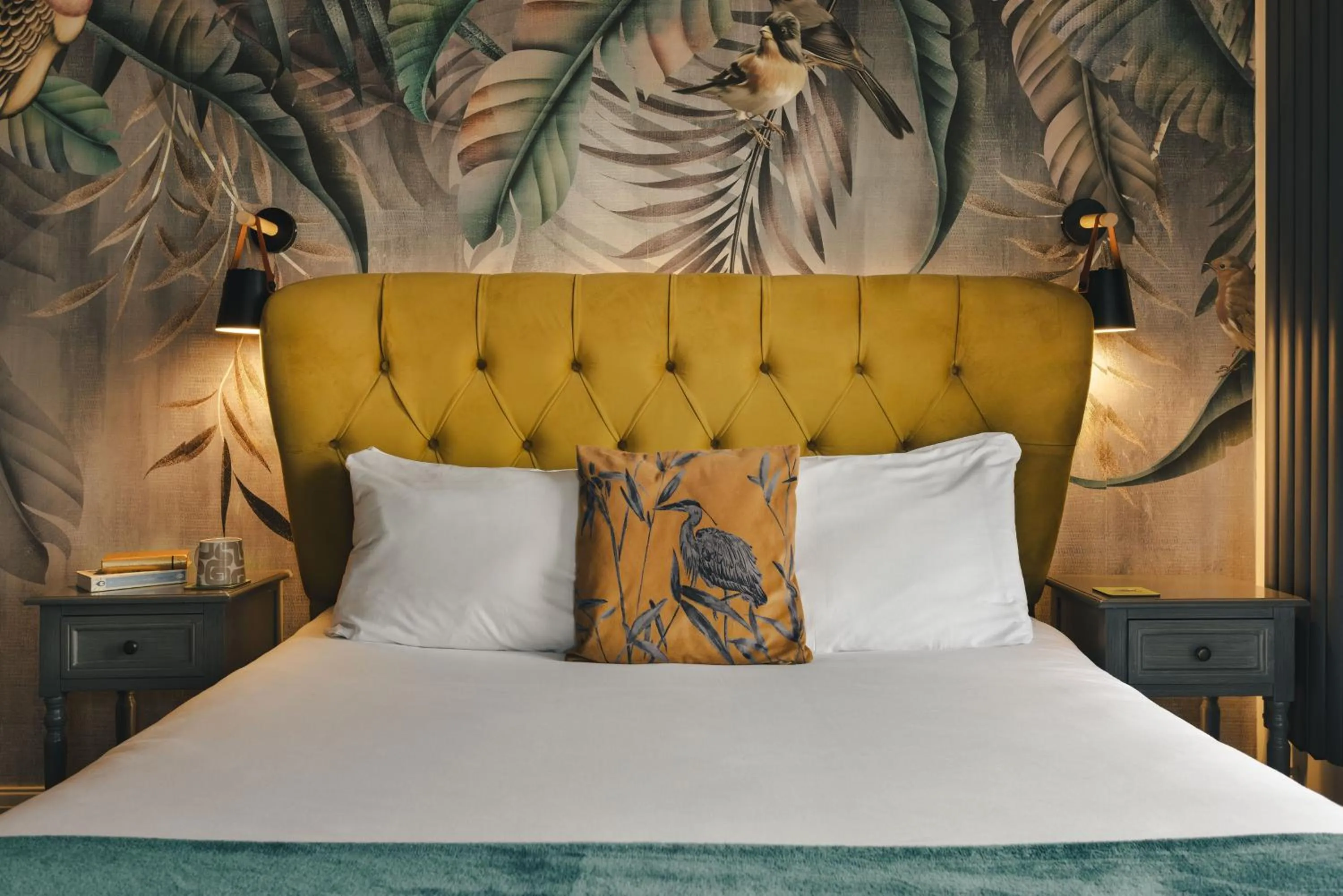 Bed in The Hive at Poppi-Red