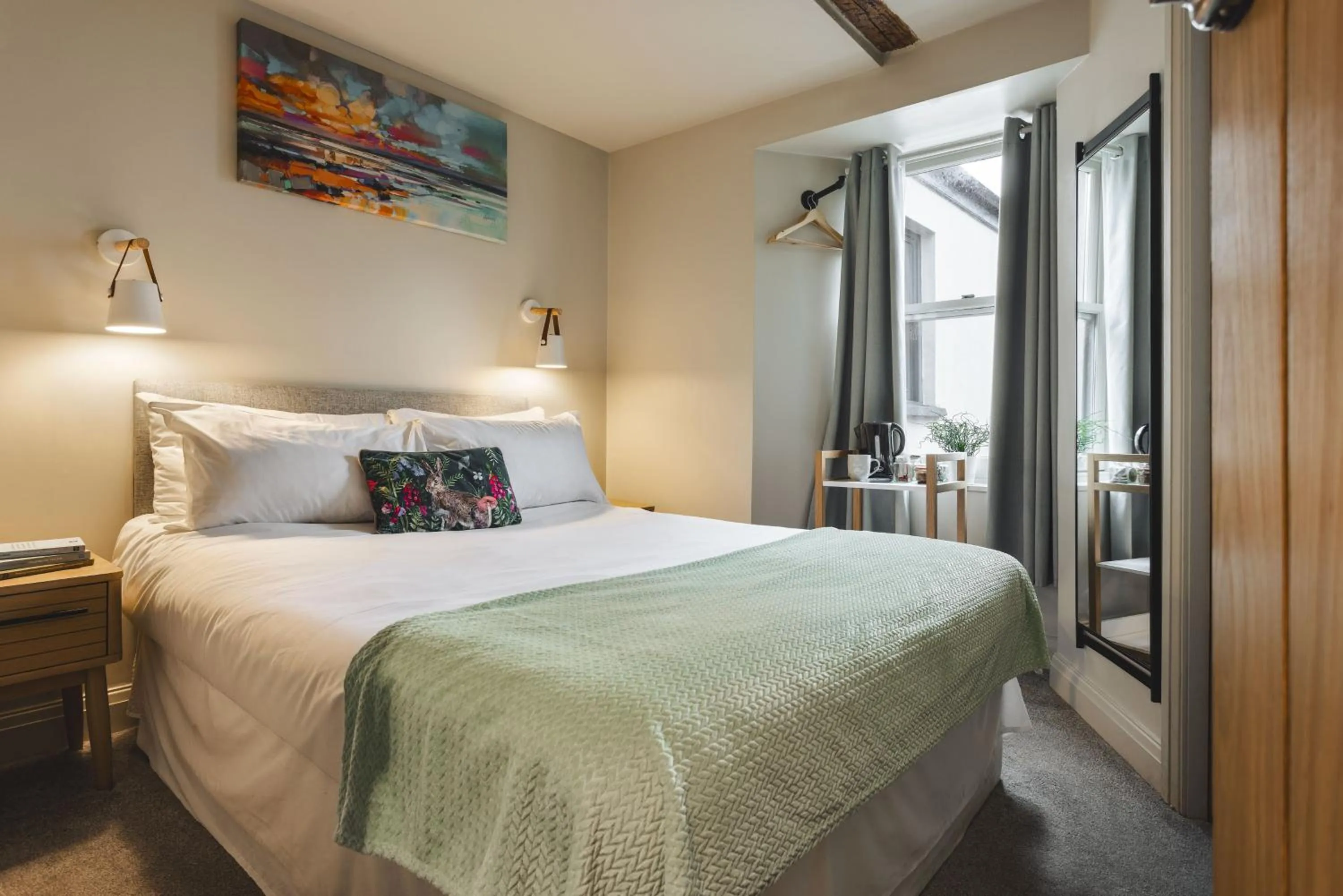 Bed in The Hive at Poppi-Red